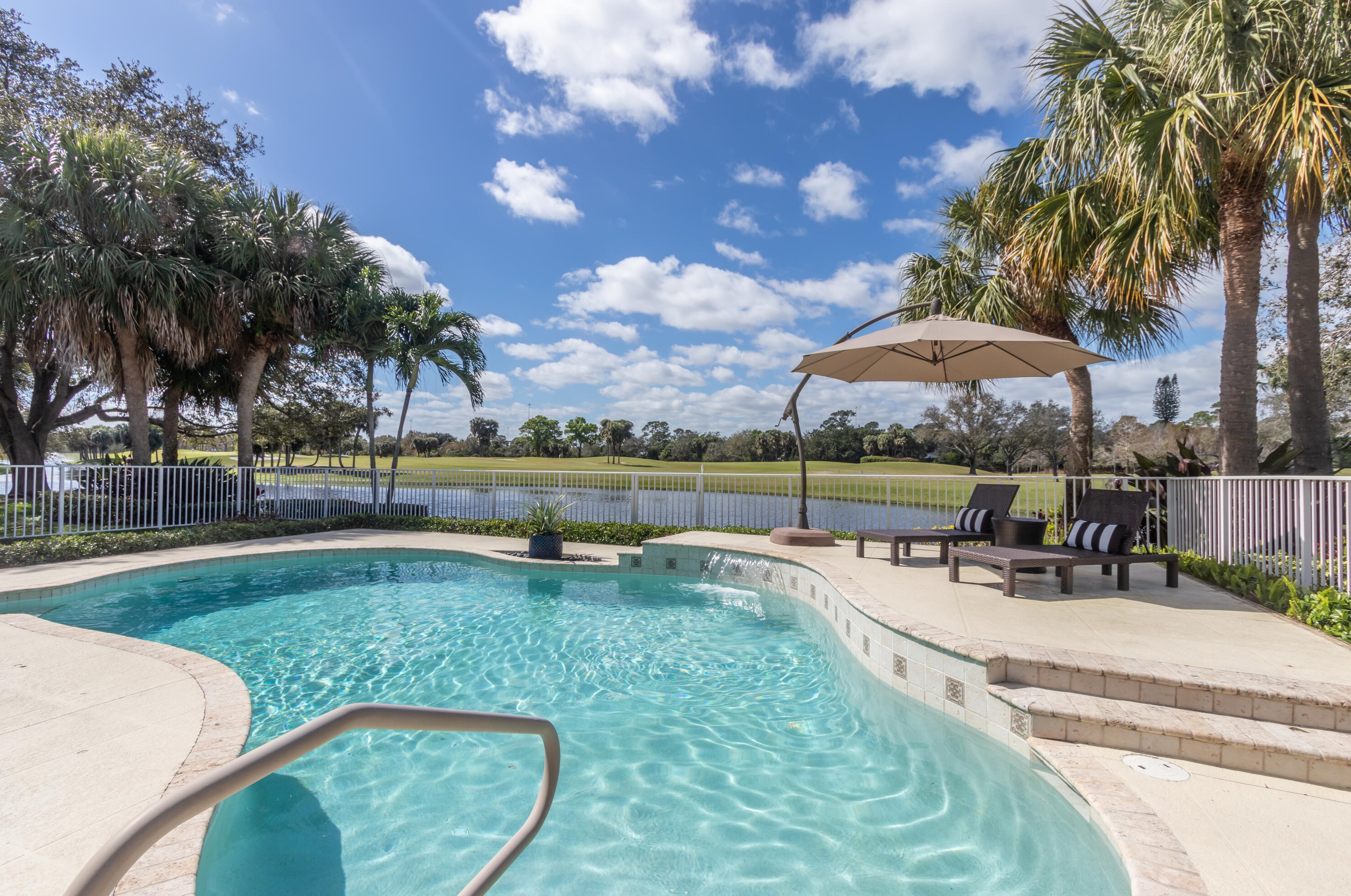 190 Barbados Dr, Jupiter FL  33458-2920 exterior