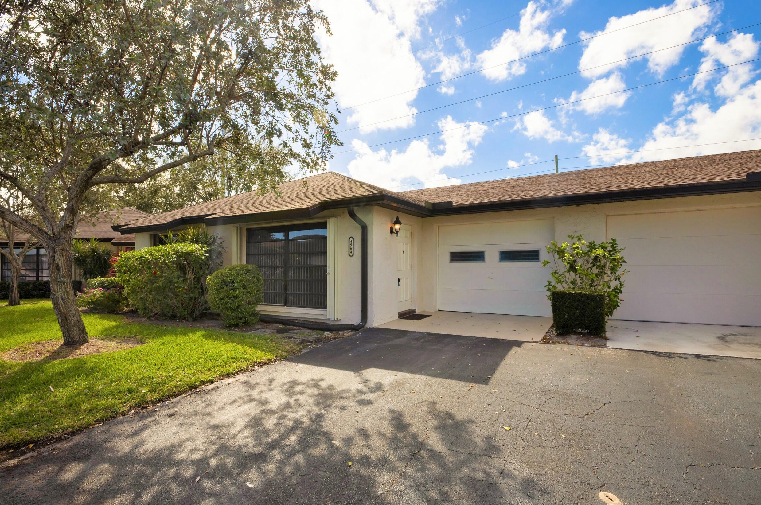4964 Eaglewood Rd, Boynton Beach, FL 33436-4023