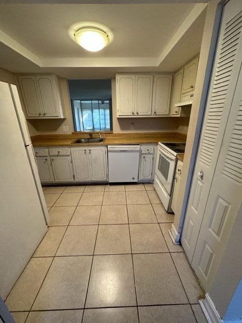 9 Willowbrook Ln #102, Delray Beach, FL 33446