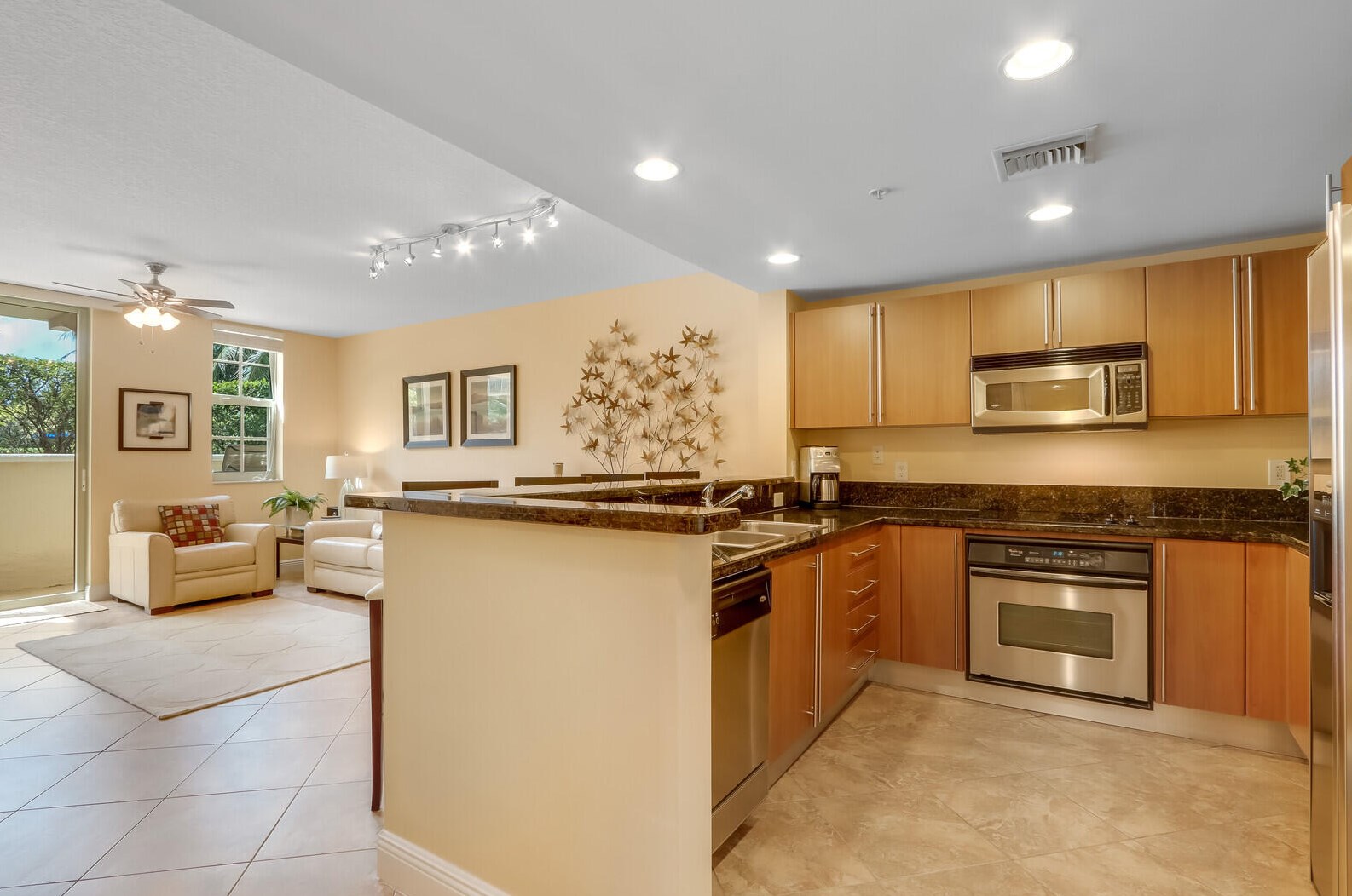 610 Clematis St #217, West Palm Beach, FL 33401