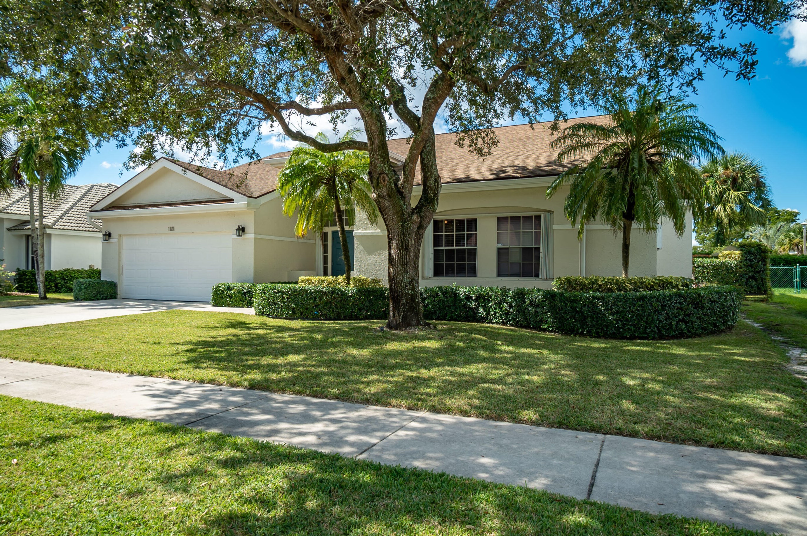 1101 Wild Cherry Ln, West Palm Beach, FL 33414