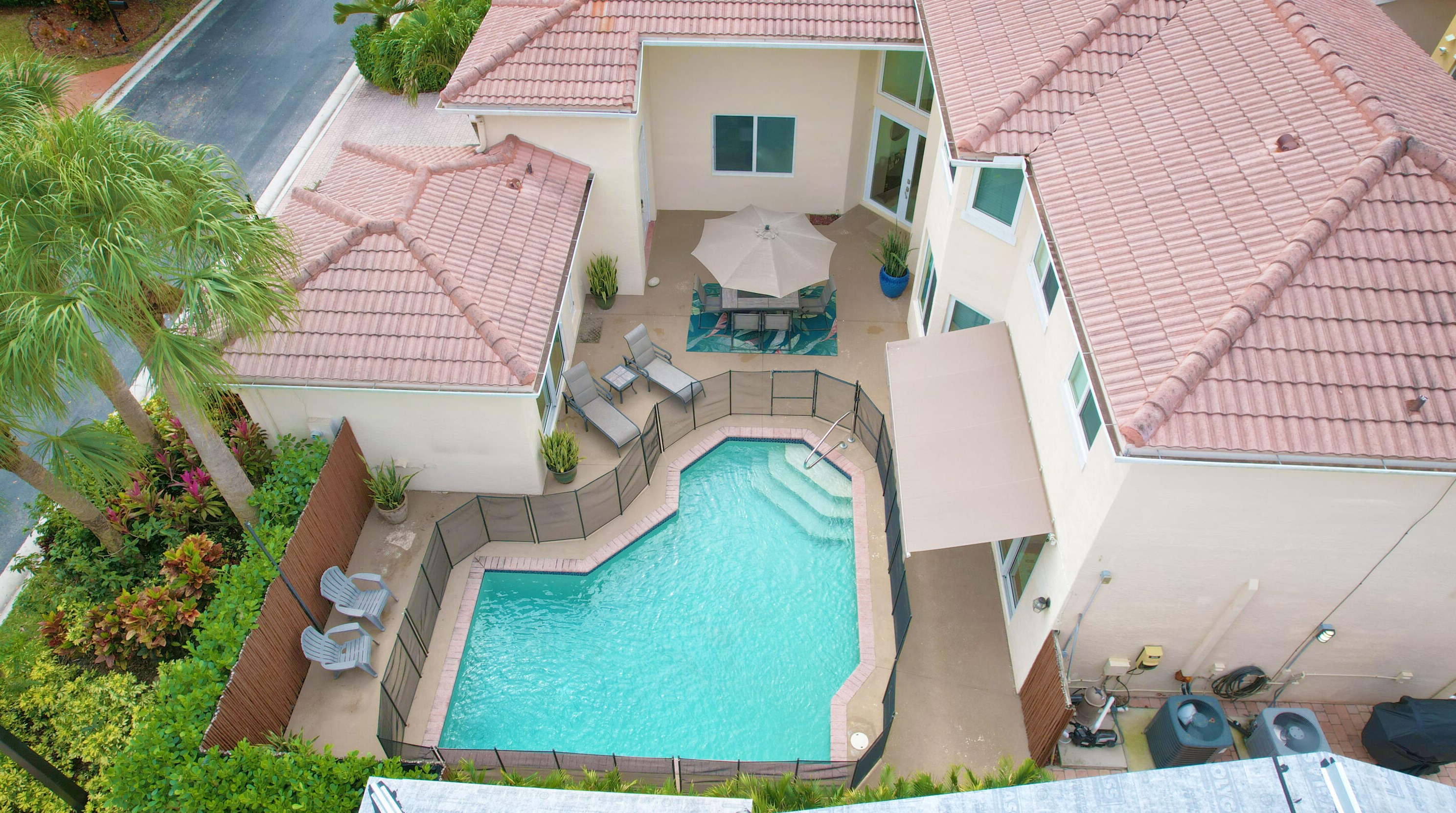 20269 Monteverdi Cir, Boca Raton, FL 33498-6782