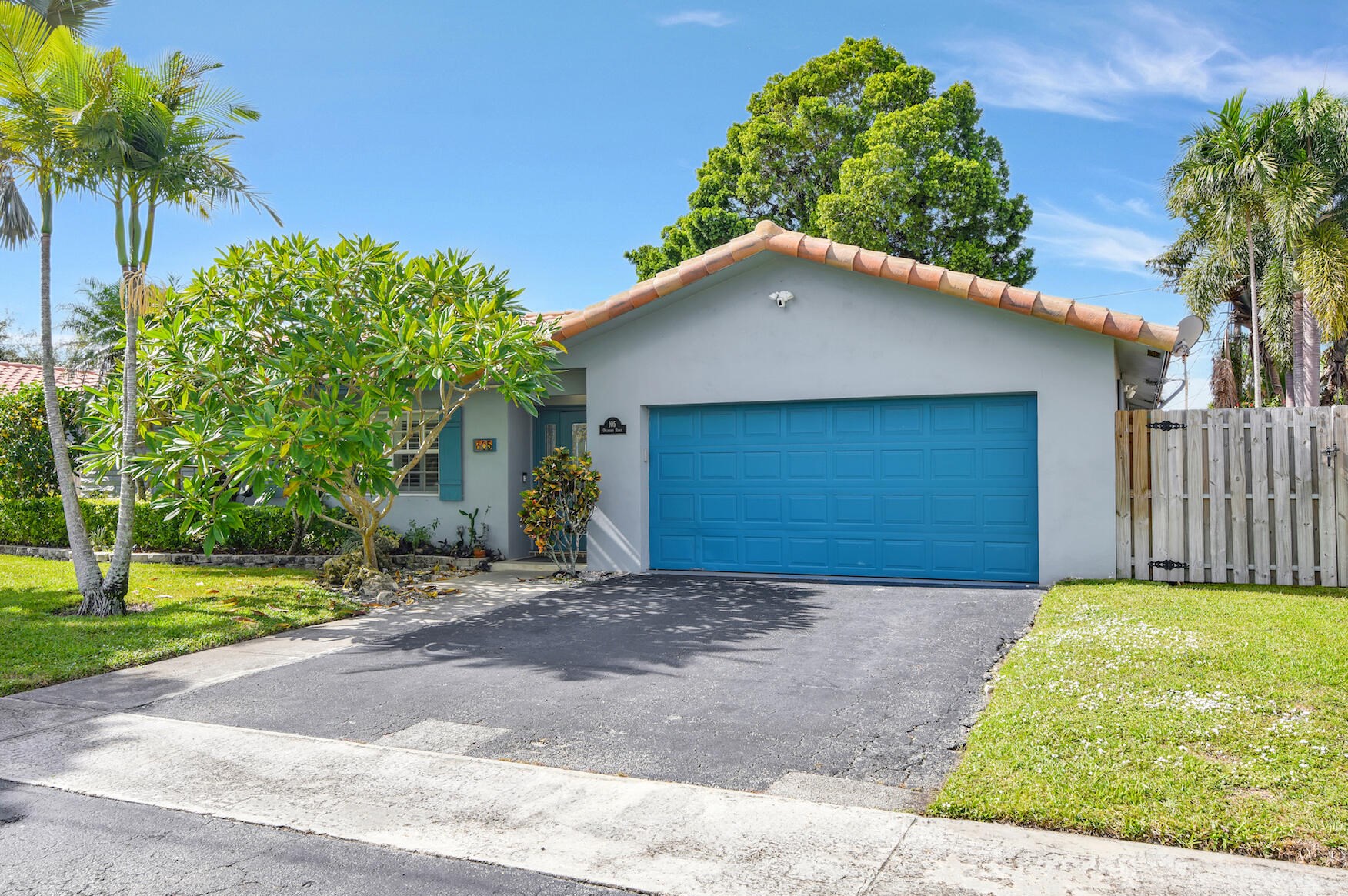 105 Orchard Ridge Ln, Boca Raton, FL 33431