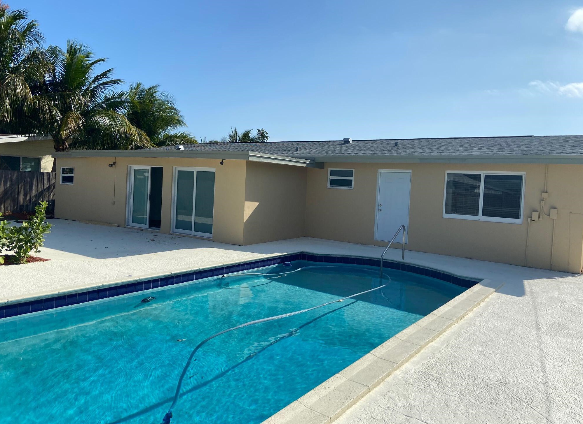 1117 Broadway, Lake Worth, FL 33462-4522