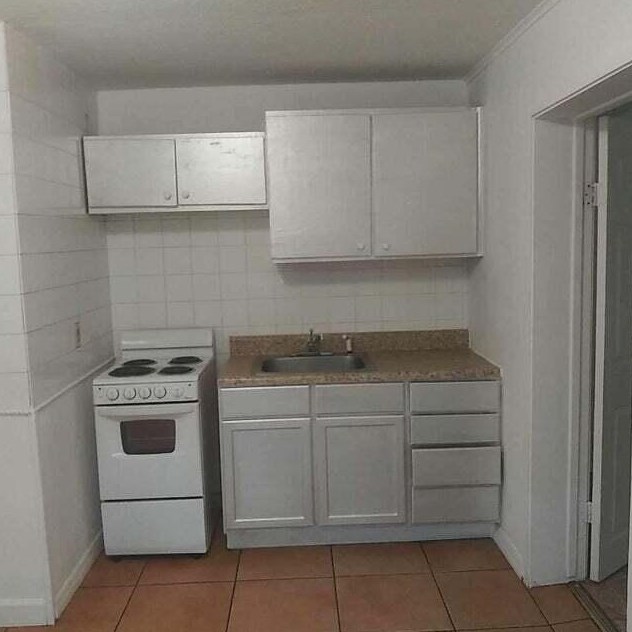 1001 S E St # 2, Lake Worth, FL