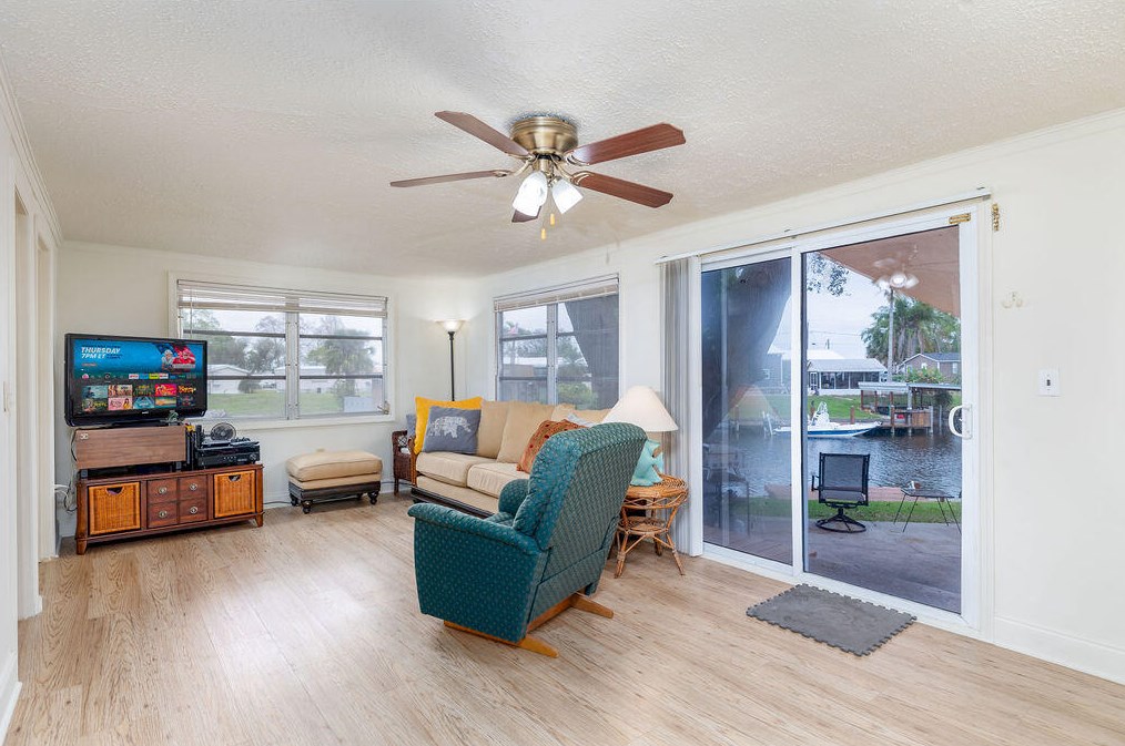 3023 19th Ct, Okeechobee FL  34974-6318 exterior