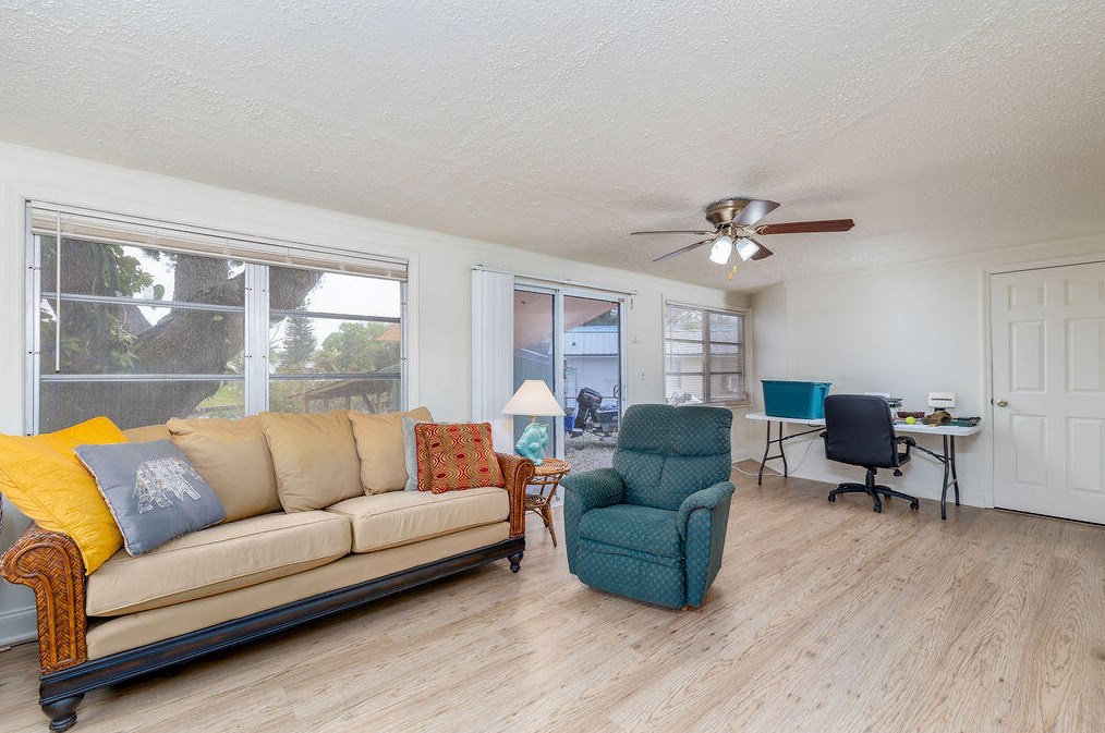 3023 19th Ct, Okeechobee FL  34974-6318 exterior