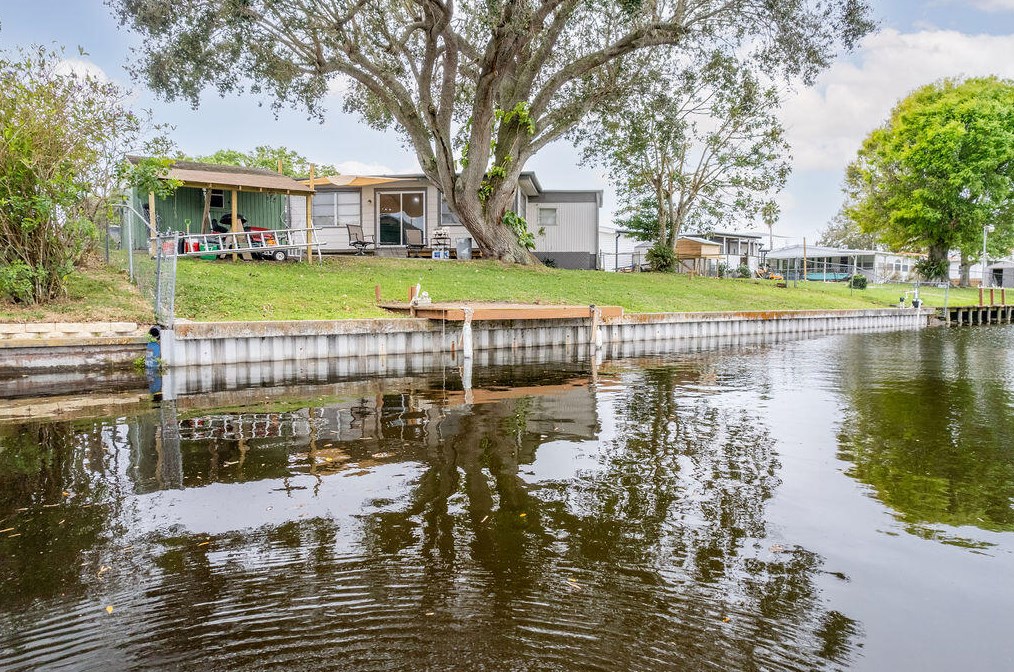 3023 19th Ct, Okeechobee FL  34974-6318 exterior