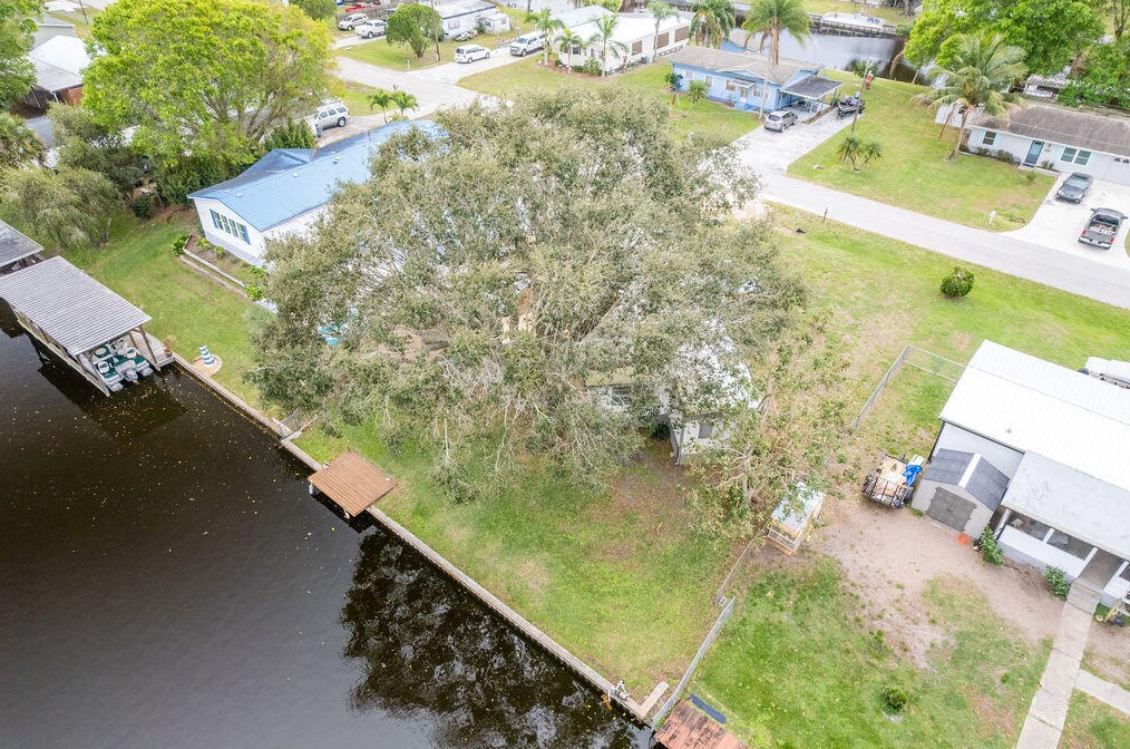 3023 19th Ct, Okeechobee FL  34974-6318 exterior