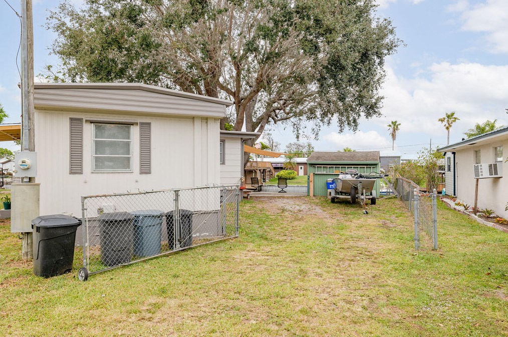 3023 19th Ct, Okeechobee FL  34974-6318 exterior