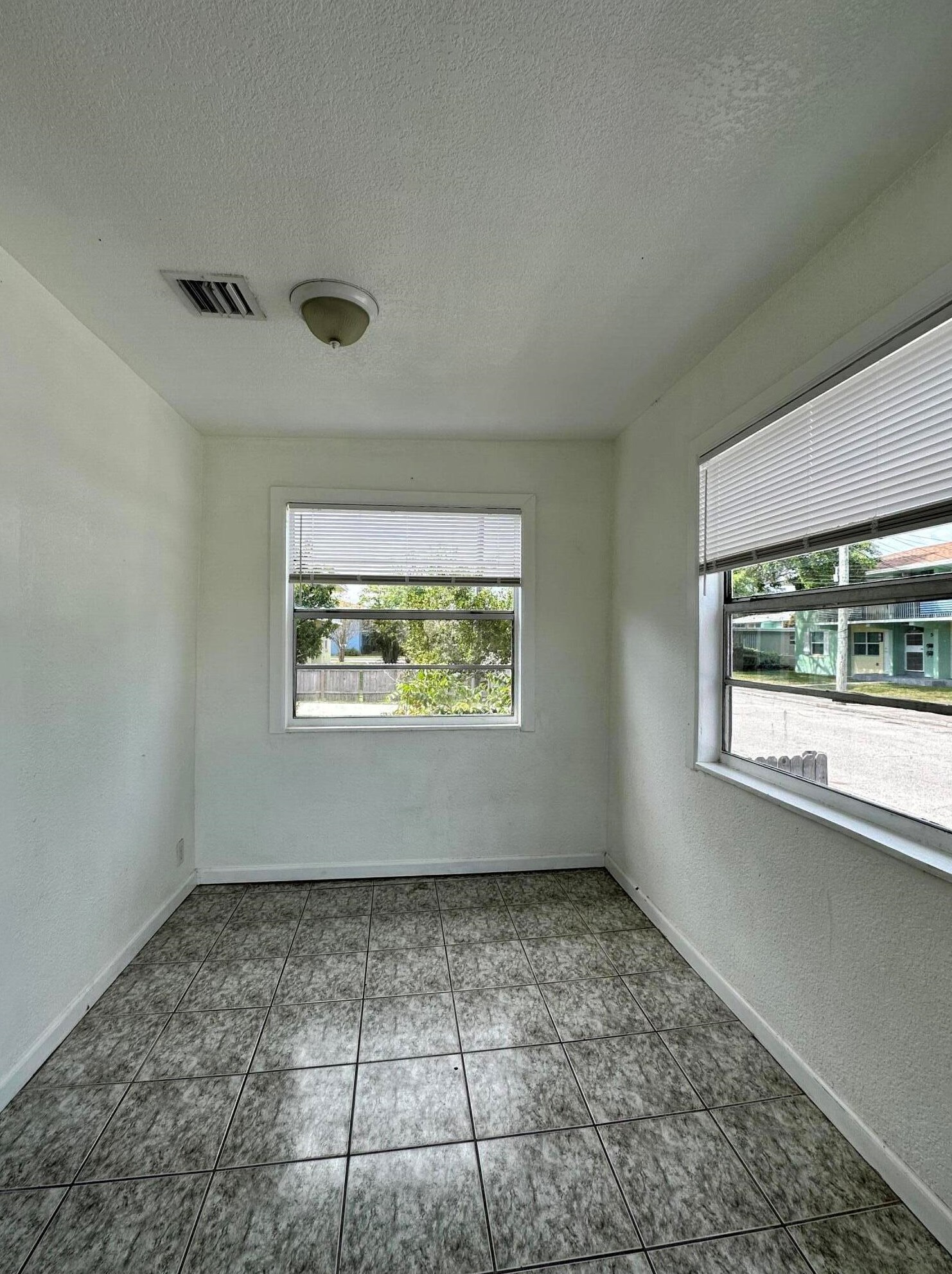534 21st St, West Palm Beach, FL 33407