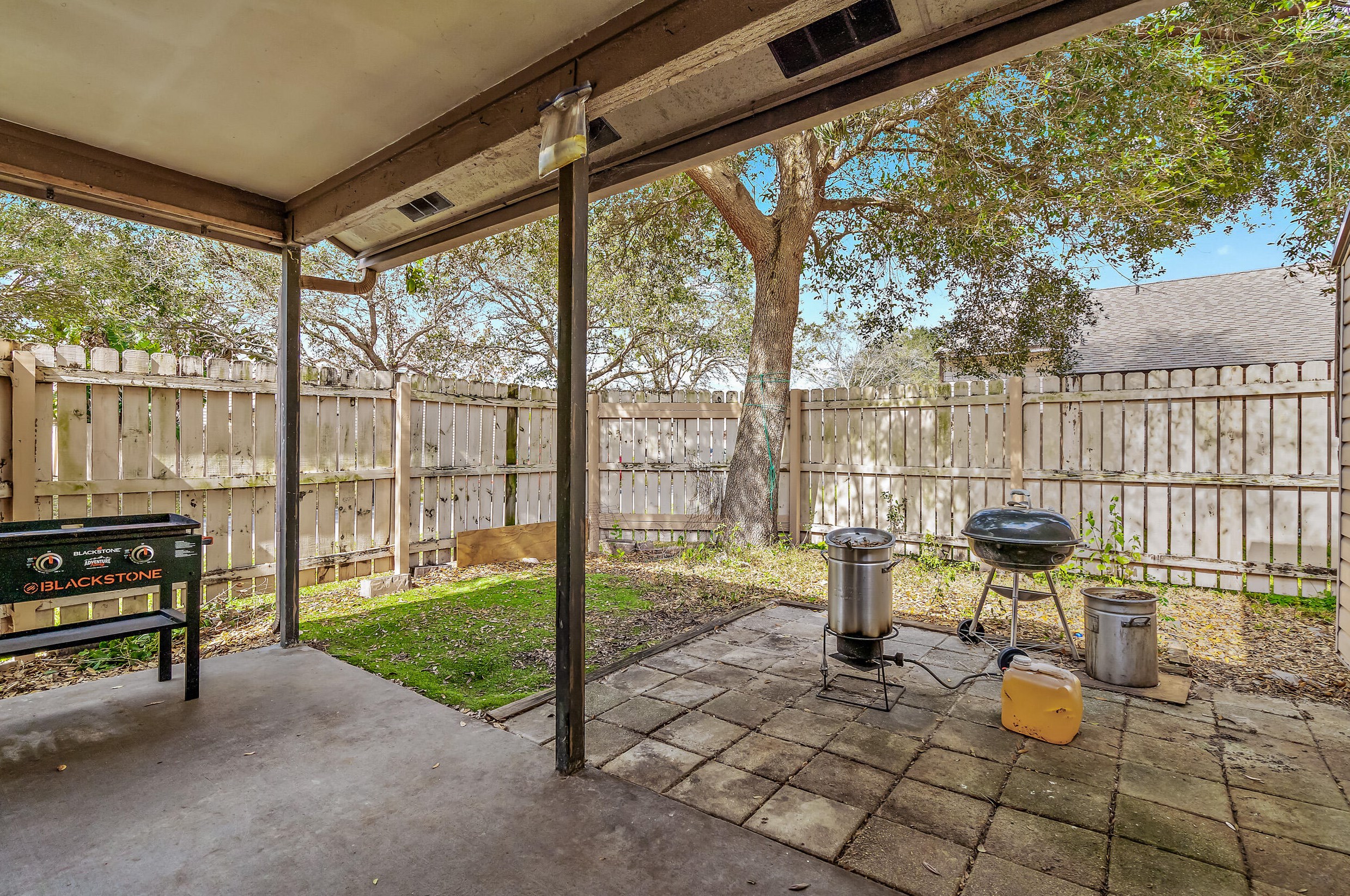116 Sherwood Cir, Jupiter FL  33458-8501 exterior