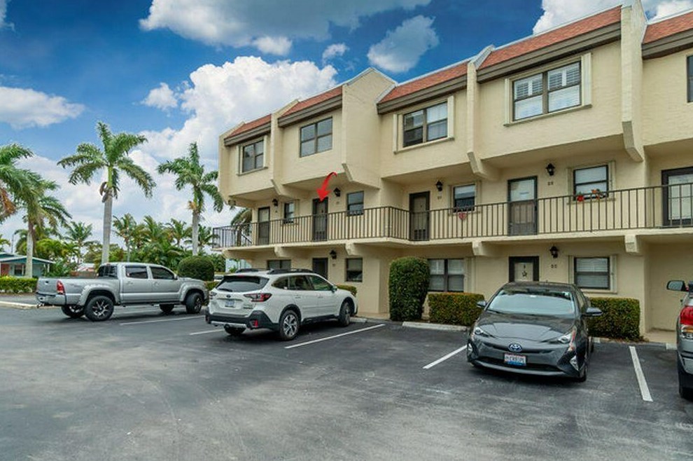 1300 Seaway Dr #d7, Fort Pierce, FL 34949