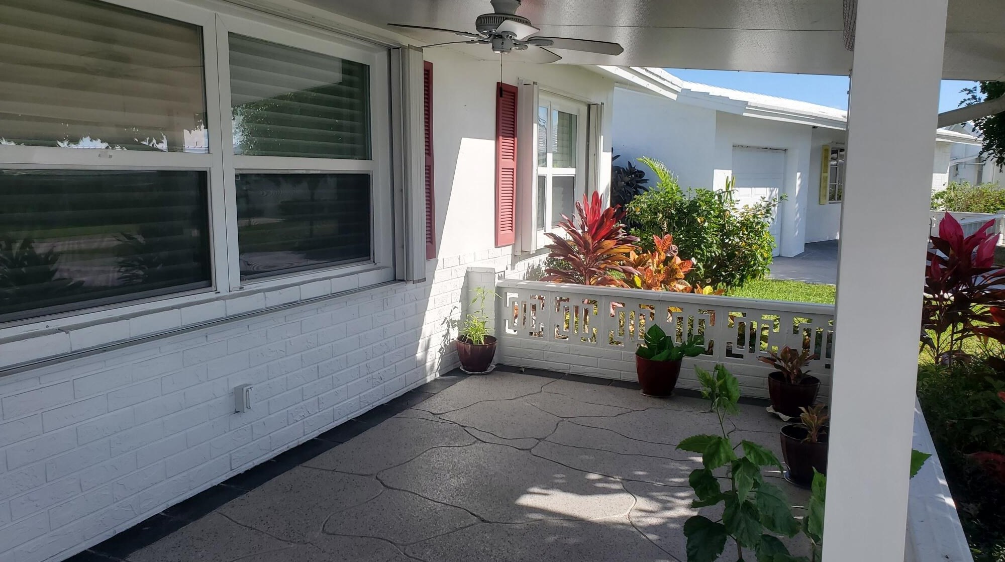 818 Sw 18th Ct, Boynton Beach, FL 33426