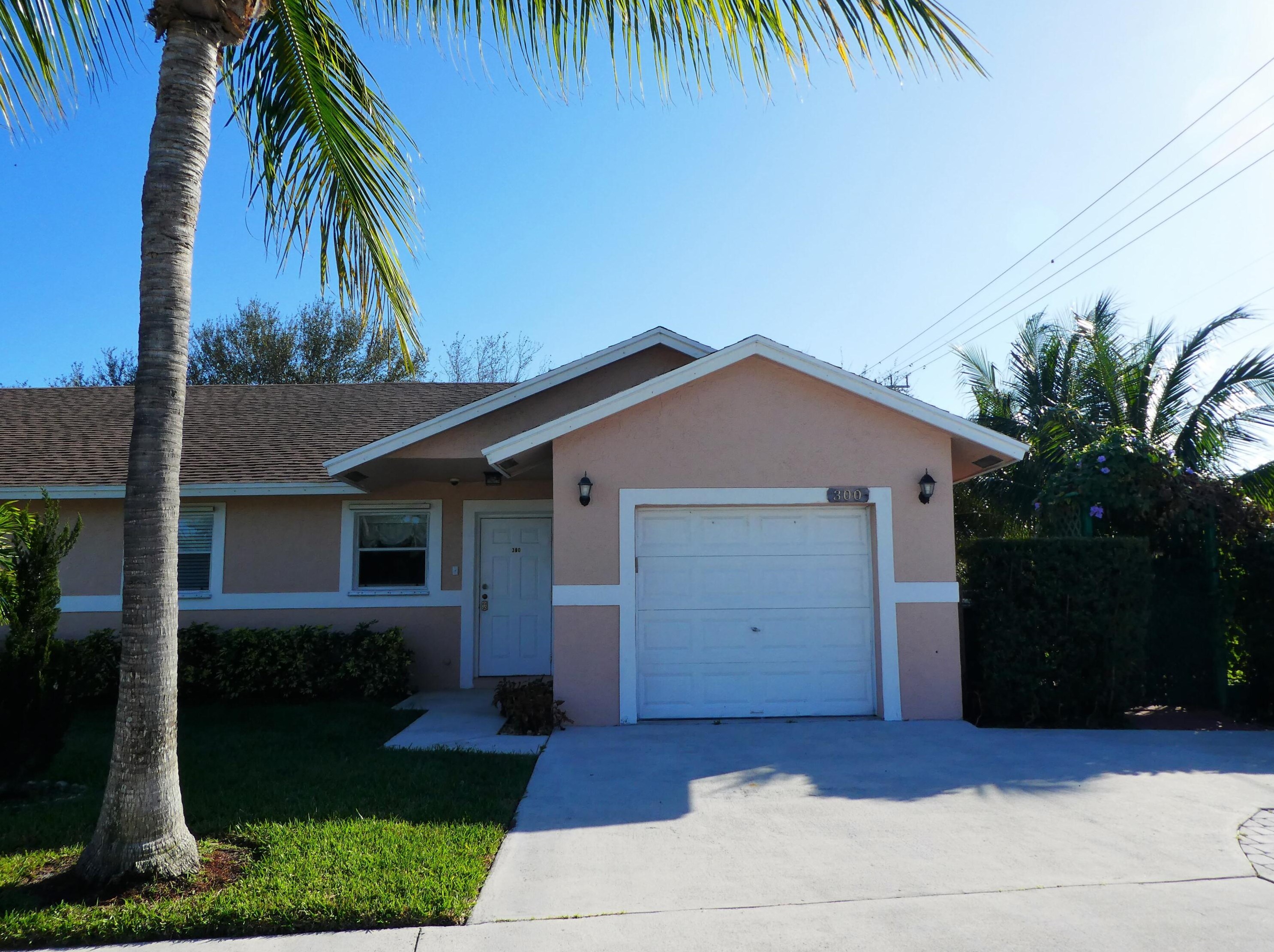 300 Nw 42nd St, Boca Raton, FL 33431