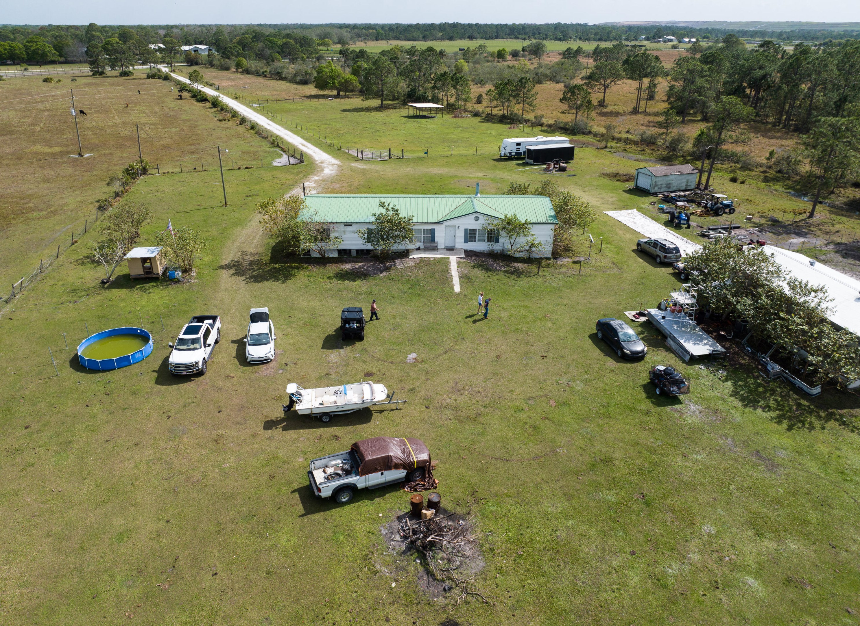 13701 124th Ave, Okeechobee FL  34972-7418 exterior