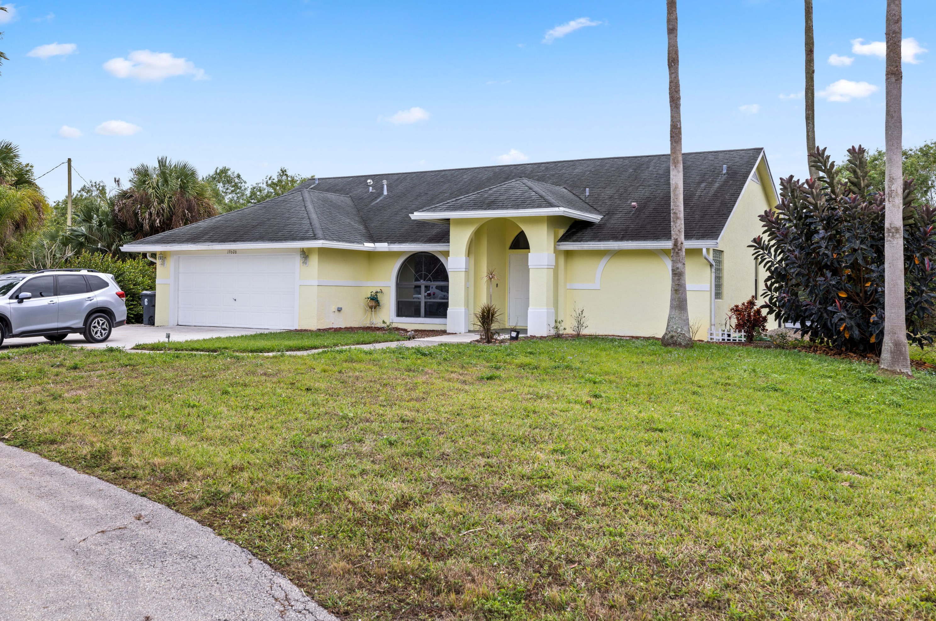 19606 Black Falcon Rd, Town of Loxahatchee Groves, FL 33470