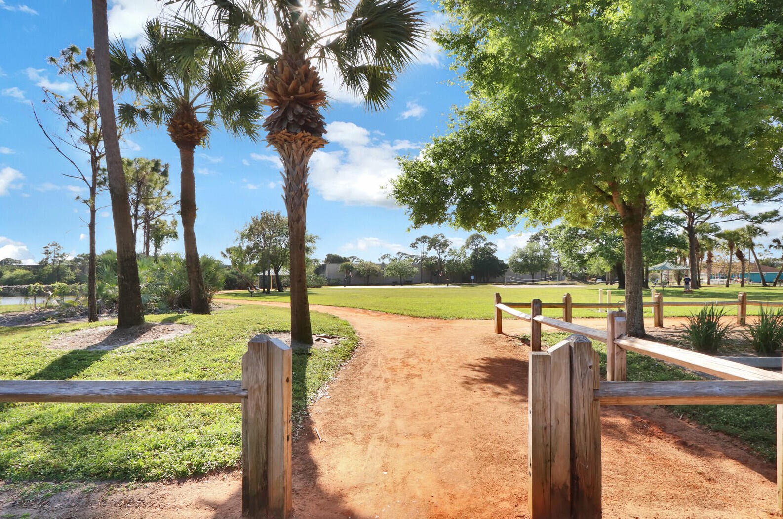 6169 Lucerne St, Jupiter FL  33458-6672 exterior