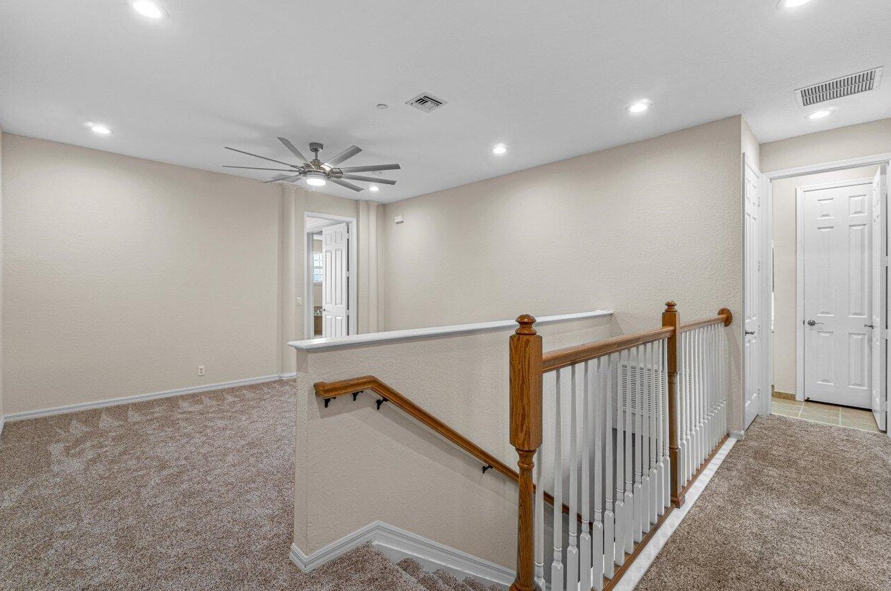 57 Lancaster Rd, Boynton Beach FL 33426-8431 exterior