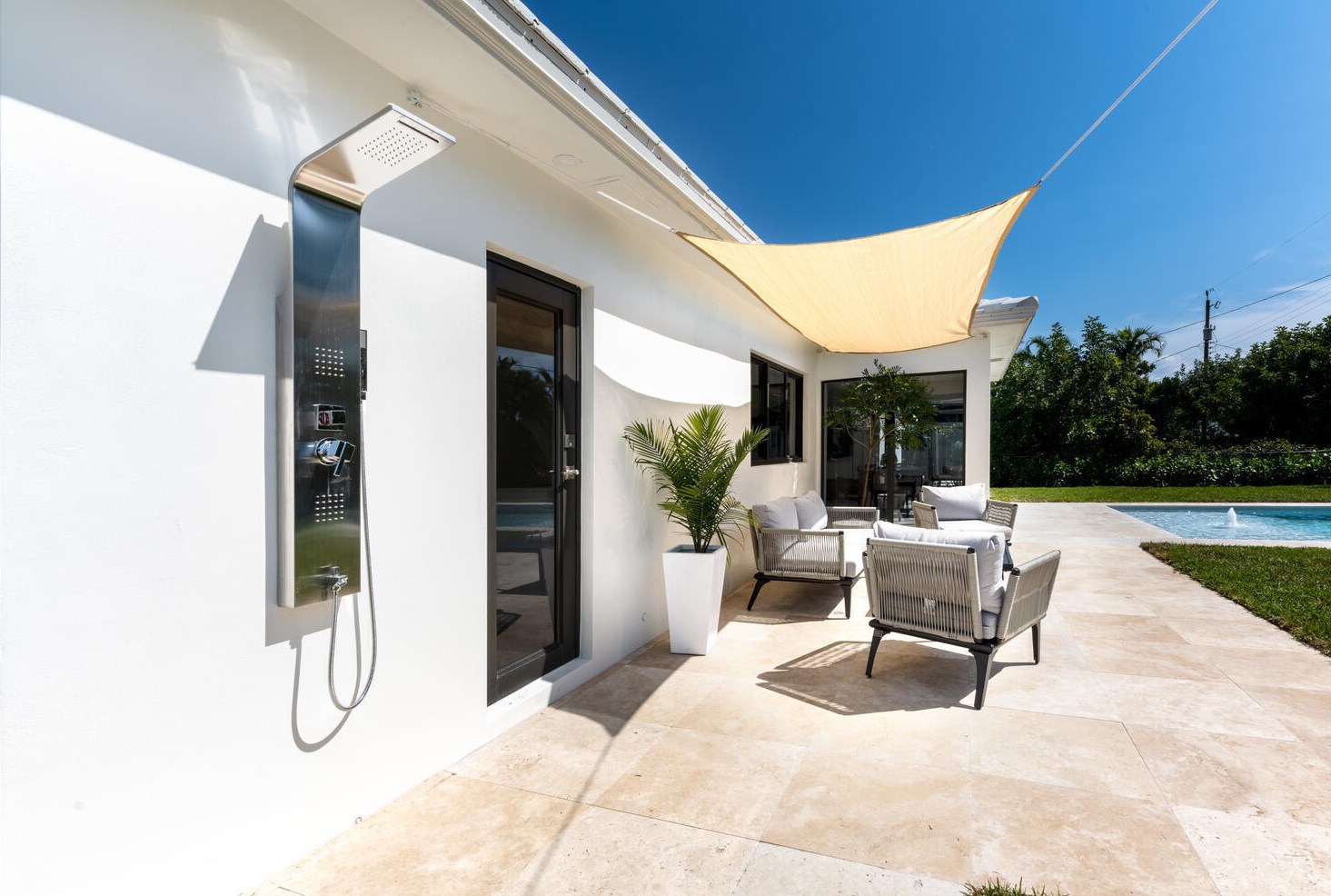 161 Yale Dr, Lake Worth FL  33460-6360 exterior