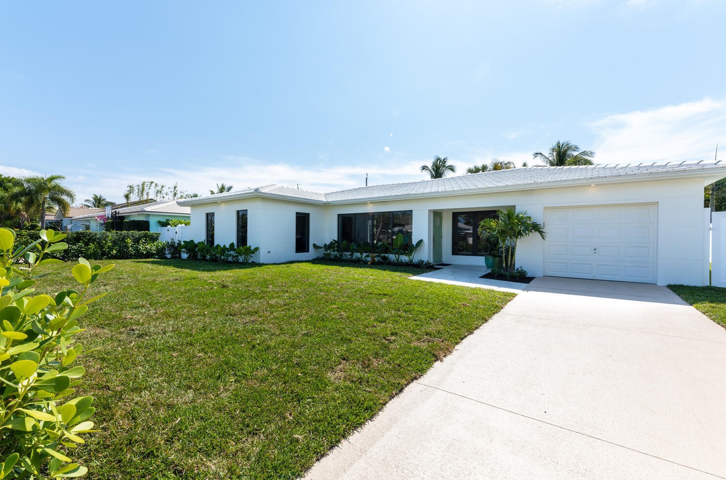 161 Yale Dr, Lake Worth FL  33460-6360 exterior