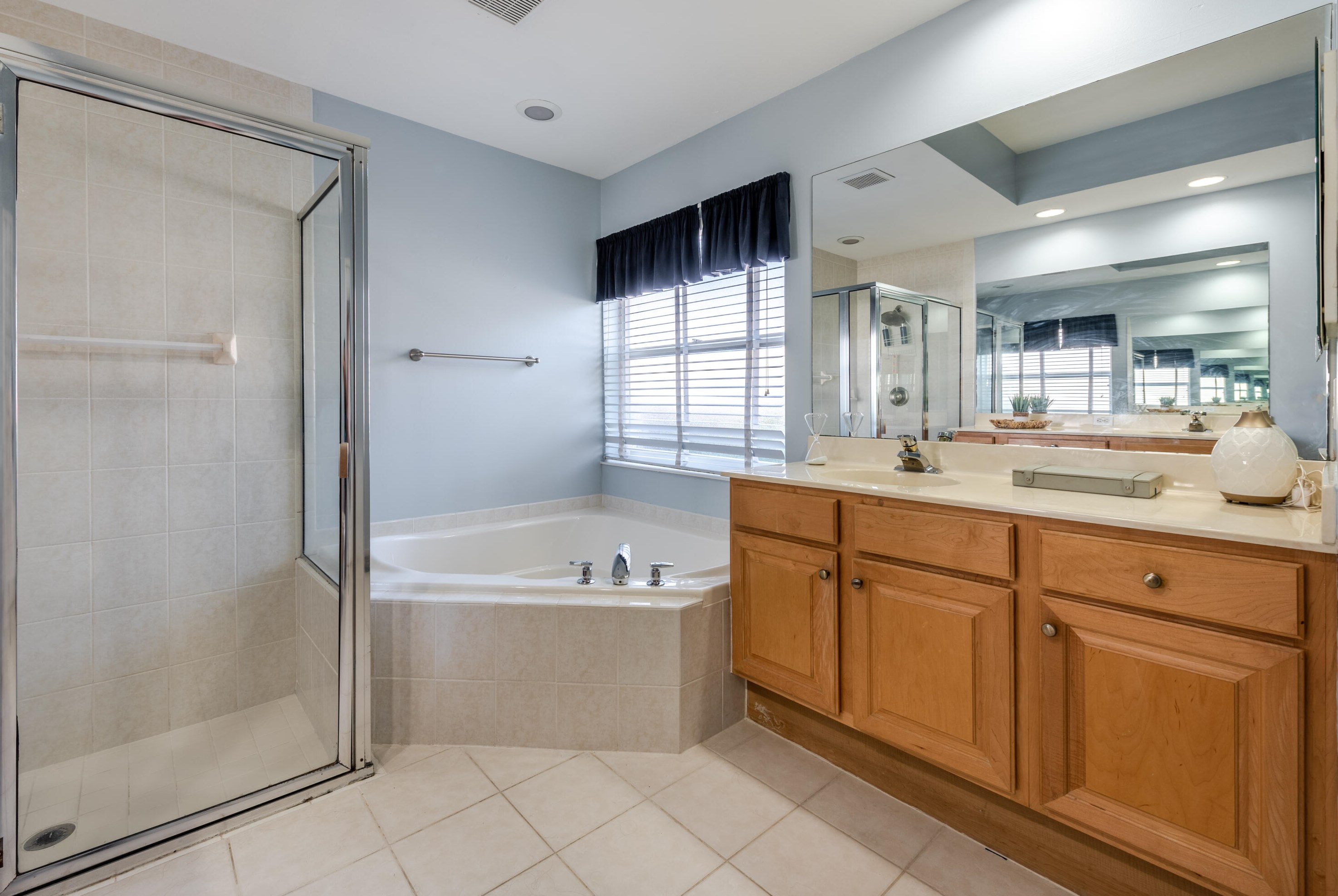 4050 Bahia Isle Cir, Lake Worth FL  33449-8305 exterior