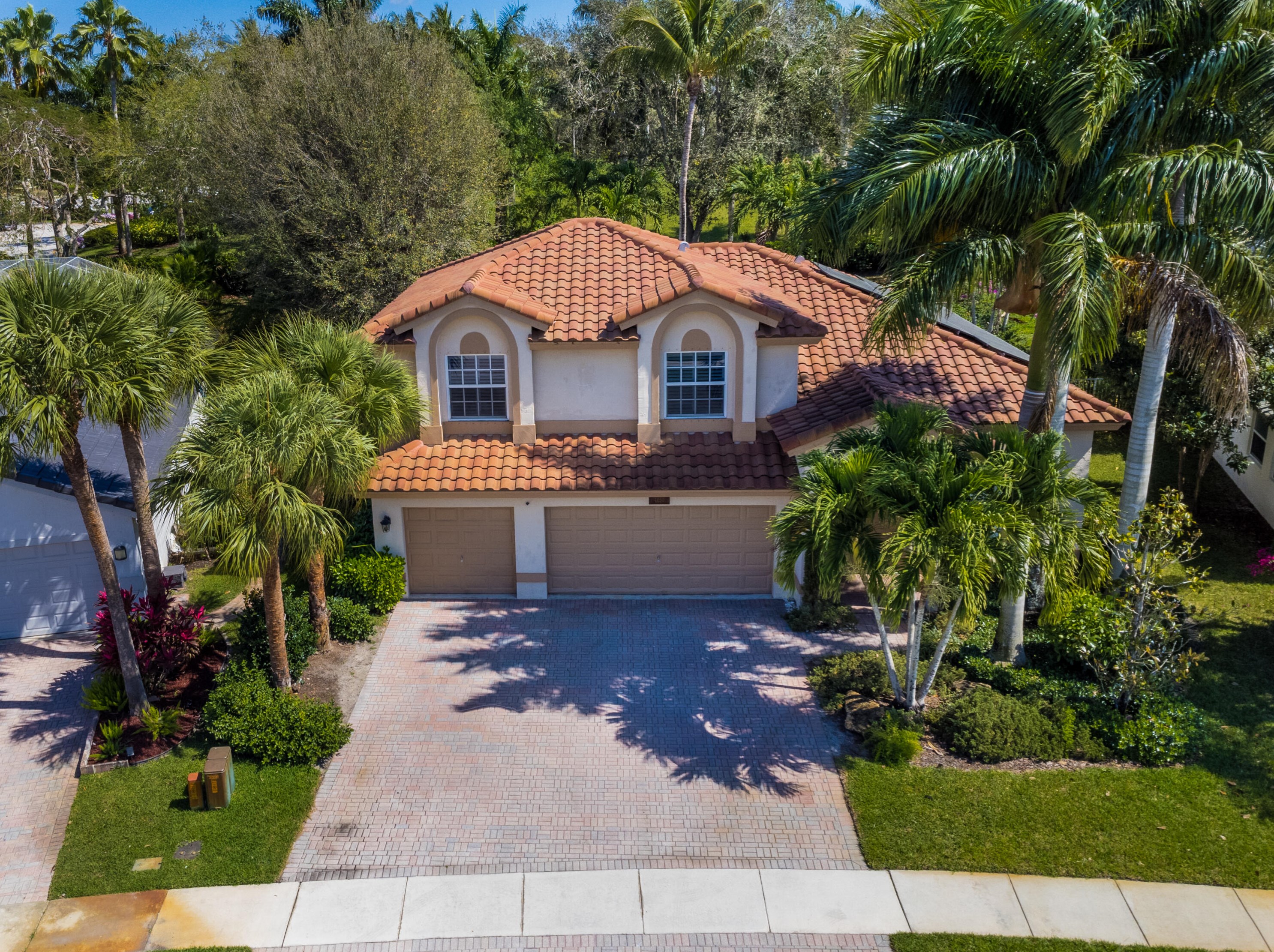 4050 Bahia Isle Cir, Lake Worth FL  33449-8305 exterior