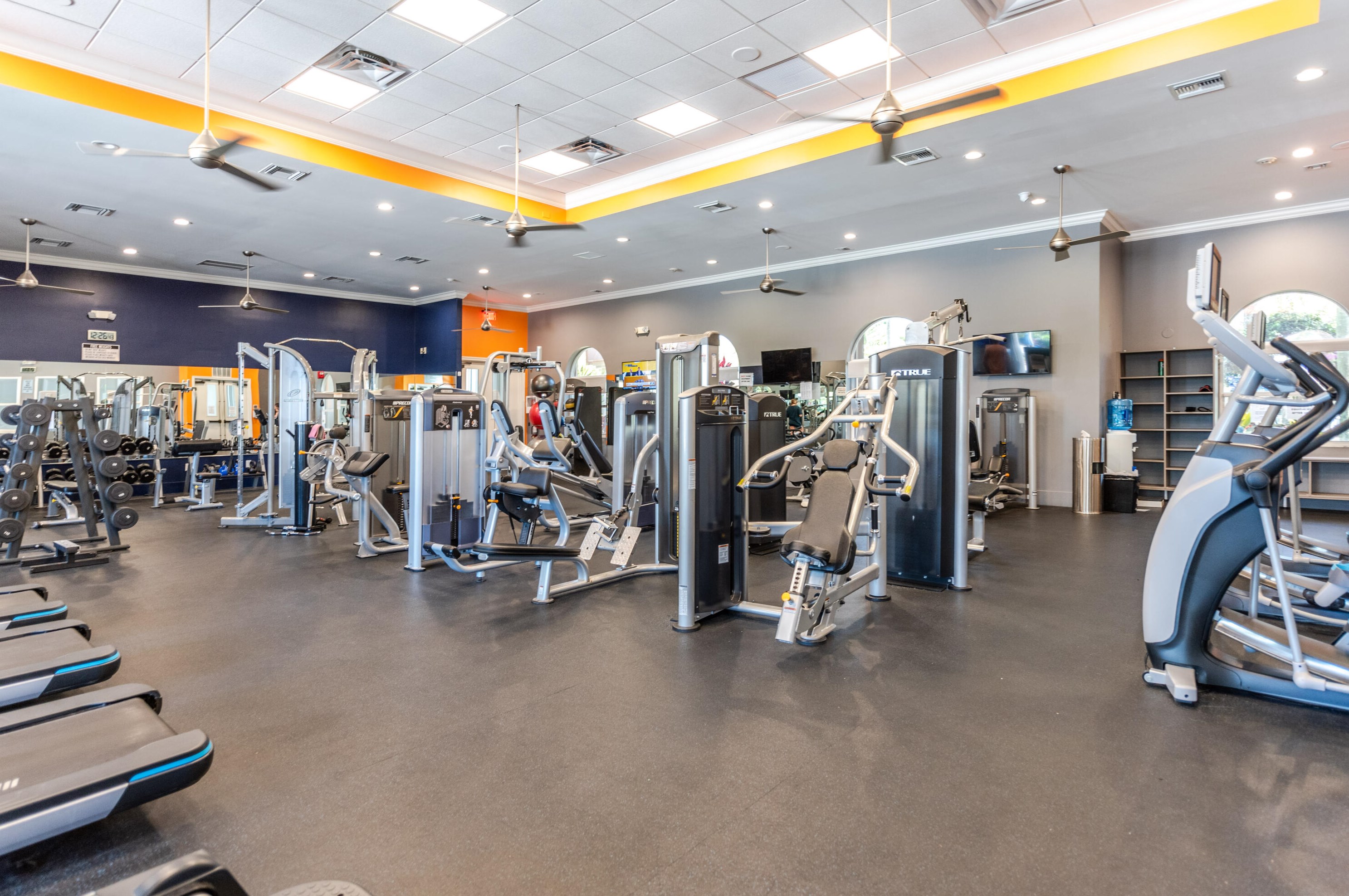 4050 Bahia Isle Cir, Lake Worth FL  33449-8305 exterior