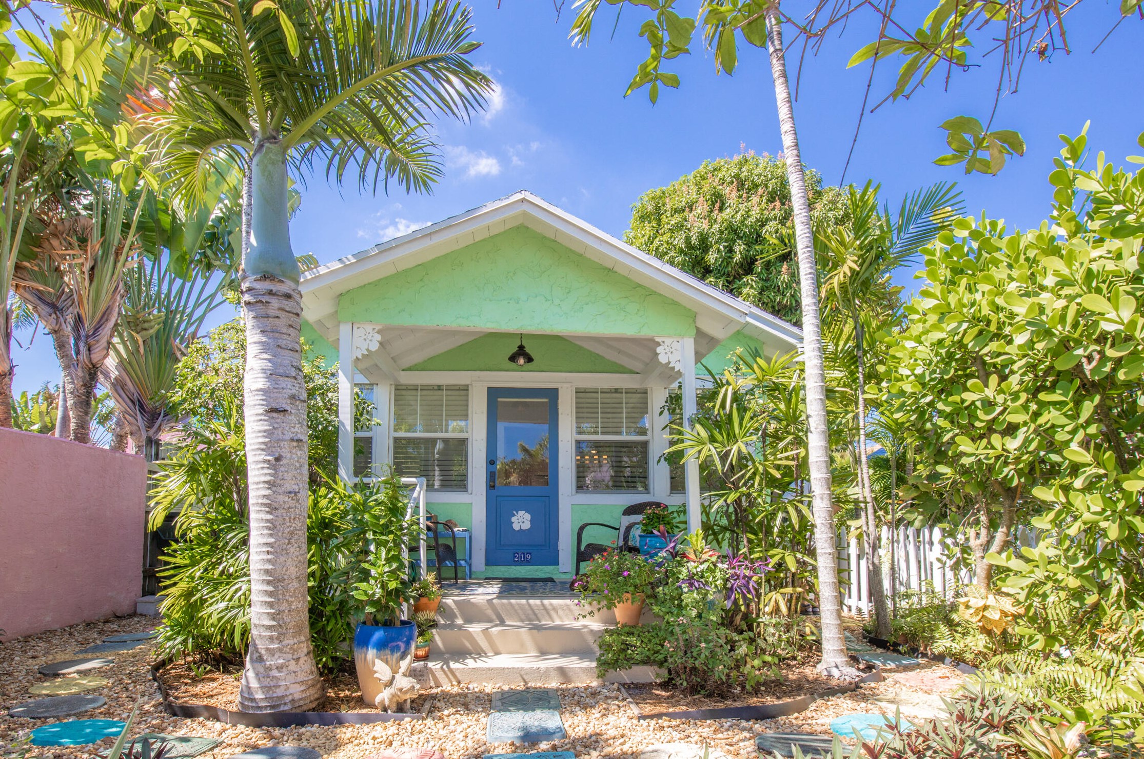 219 K St, Lake Worth, FL 33460-3311
