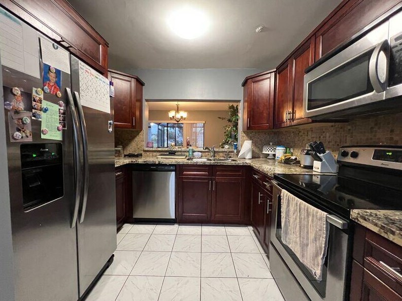 12162 Pasadena Way, Boynton Beach, FL 33437