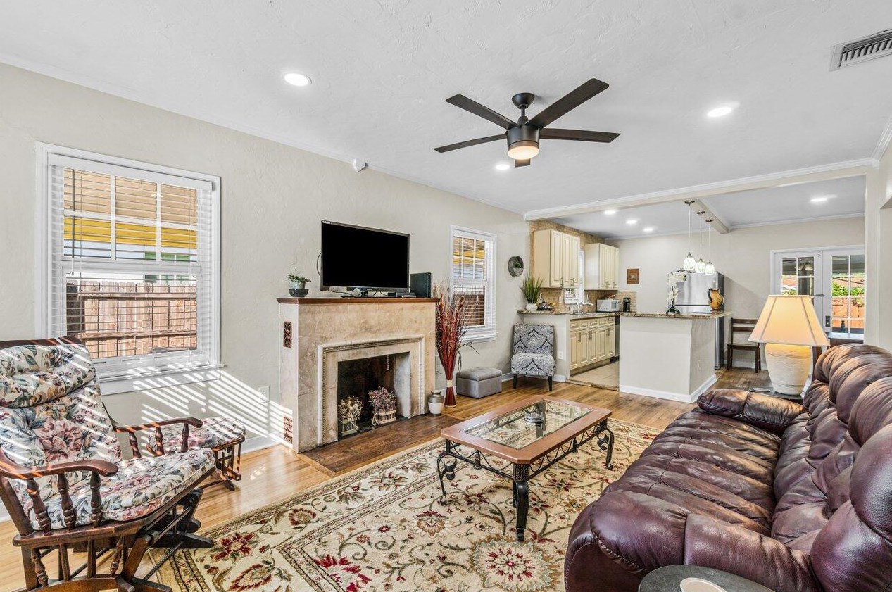 720 N Ocean Breeze, Lake Worth, FL 33460