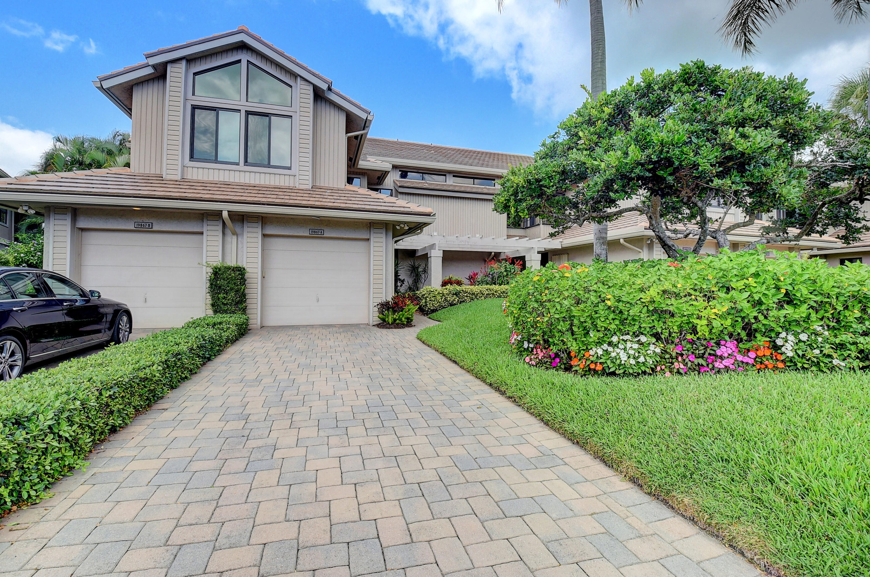 19867 Planters Blvd, Boca Raton, FL 33434-5271
