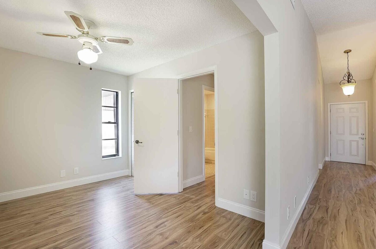 6122 Fairfield Cir, Lake Worth, FL 33463-3051