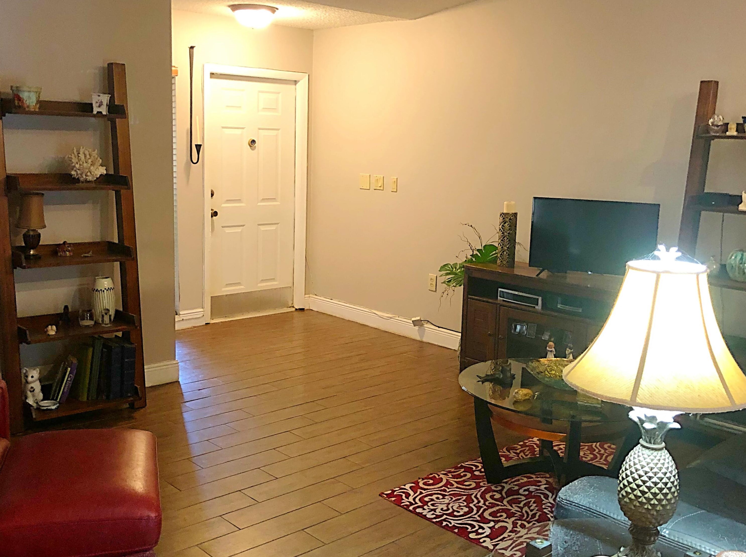 15560 109th Ter, Miami, FL 33196-3550