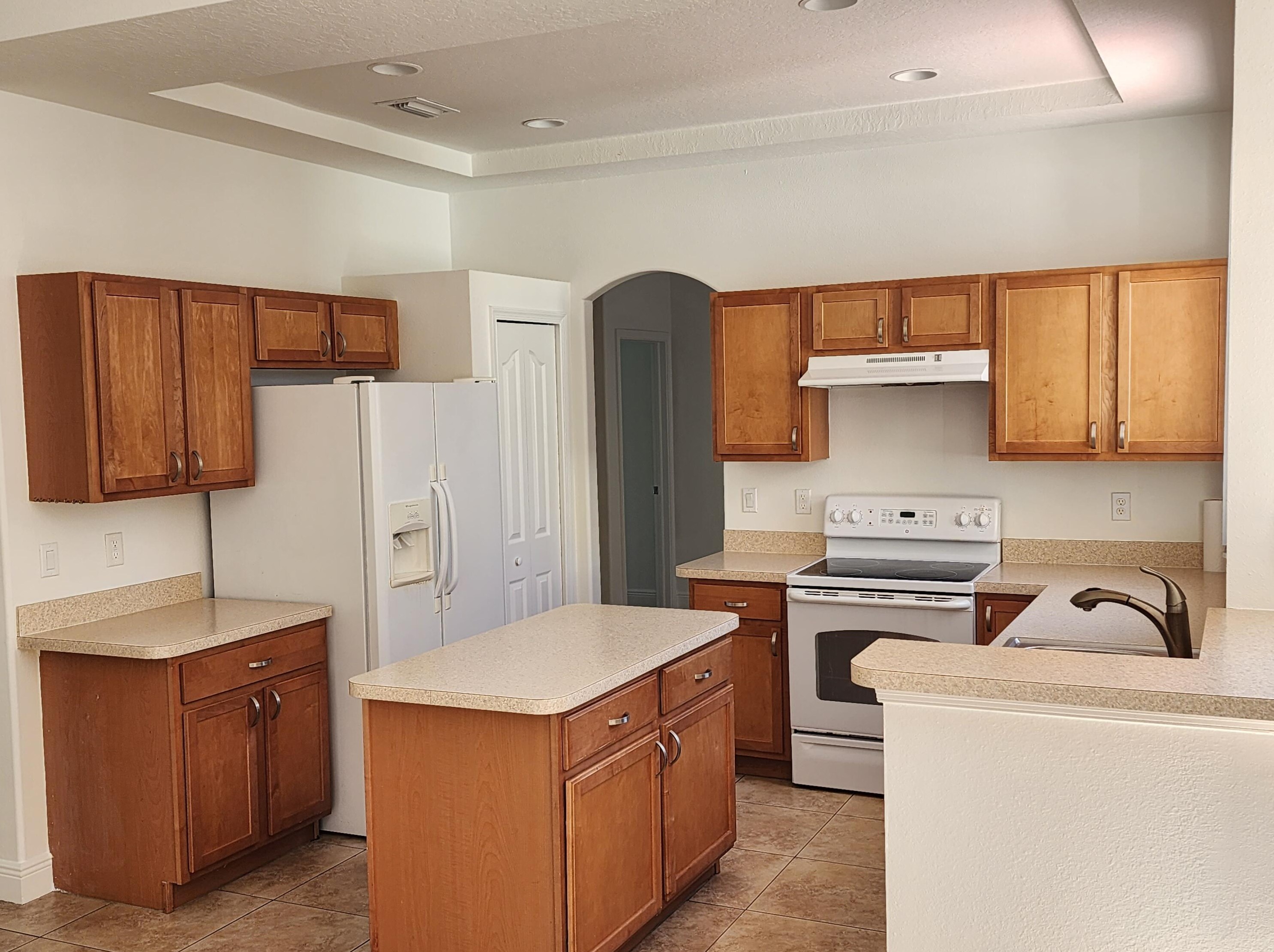 2048 Sw Driftwood St, Fort Pierce, FL 34953