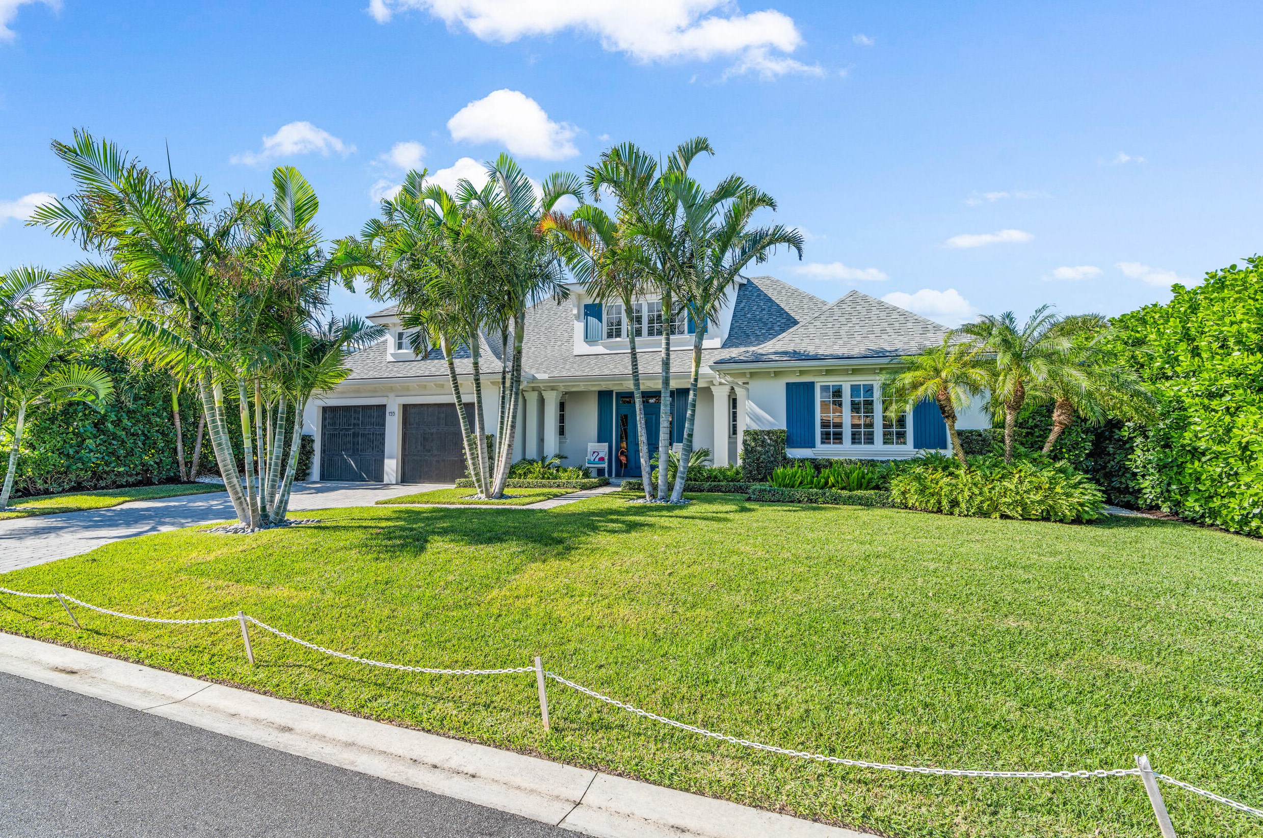 155 Beacon Ln, Jupiter, FL 33469-3504