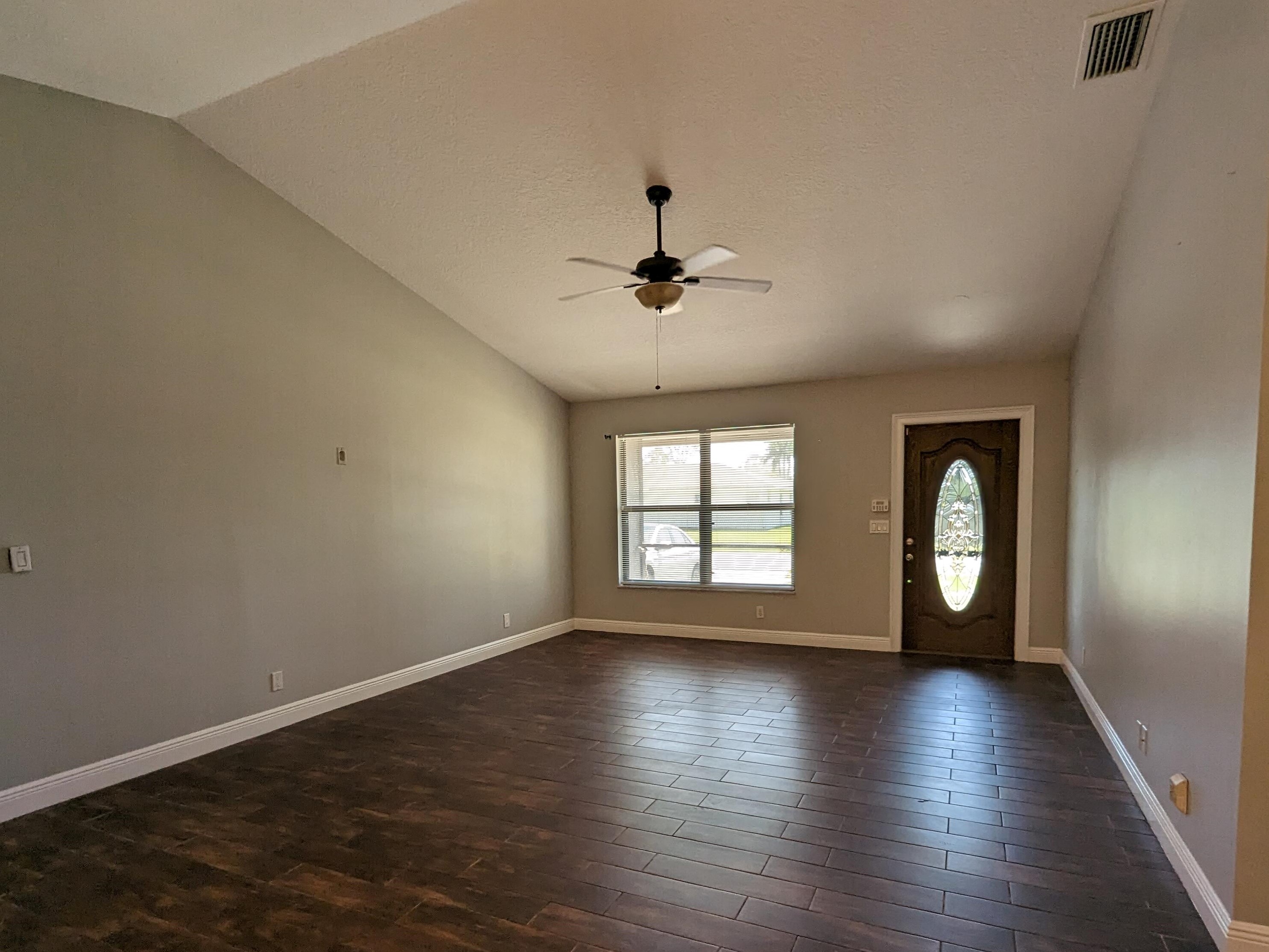 407 Las Palmas St, West Palm Beach, FL 33411