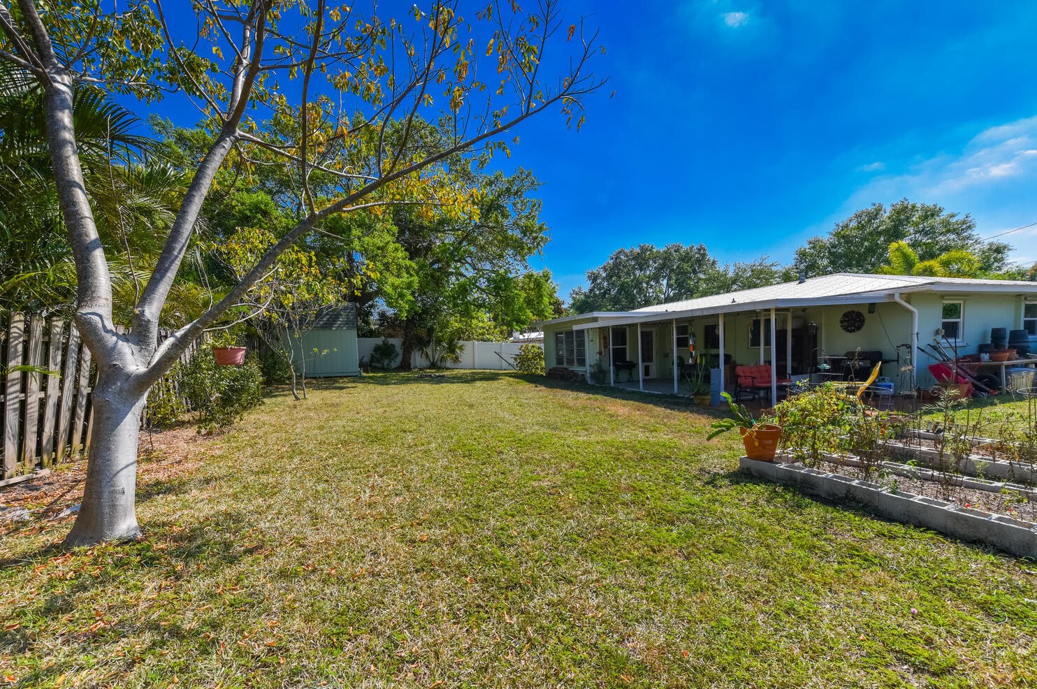 1057 Terrace Rd, Stuart FL  34994-8930 exterior