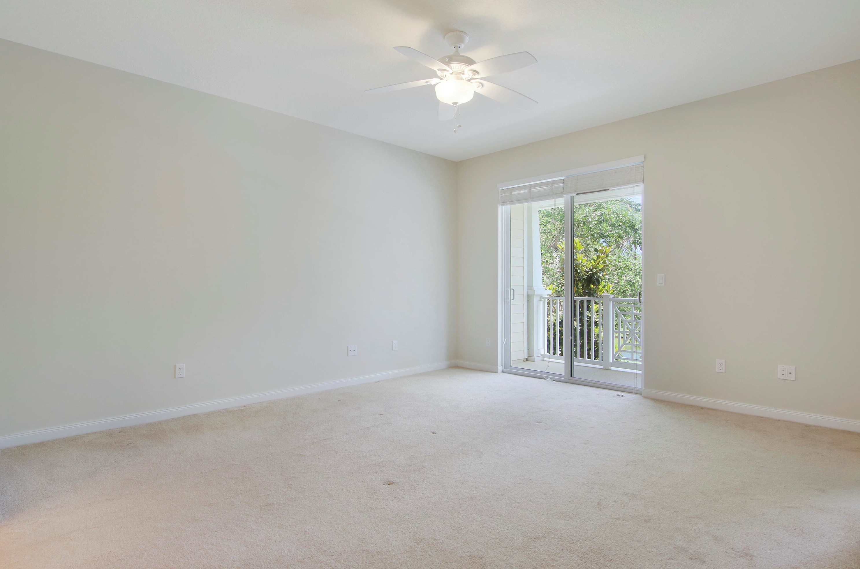 1327 Jeaga Dr, Jupiter FL  33458-8766 exterior
