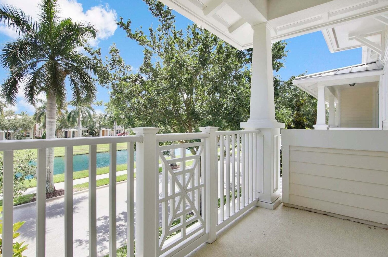 1327 Jeaga Dr, Jupiter FL  33458-8766 exterior