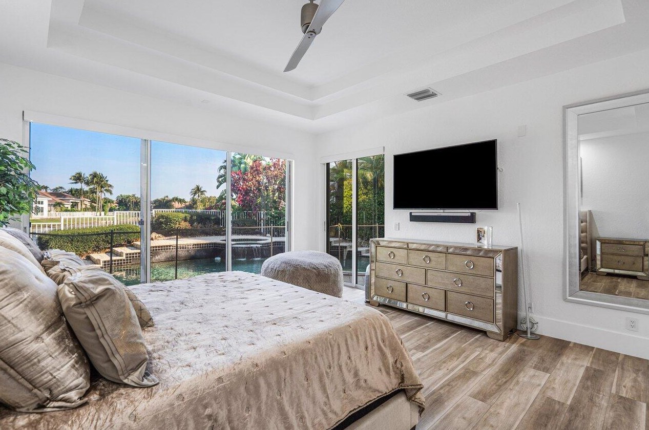 4190 Briarcliff Cir, Boca Raton FL  33496-4067 exterior