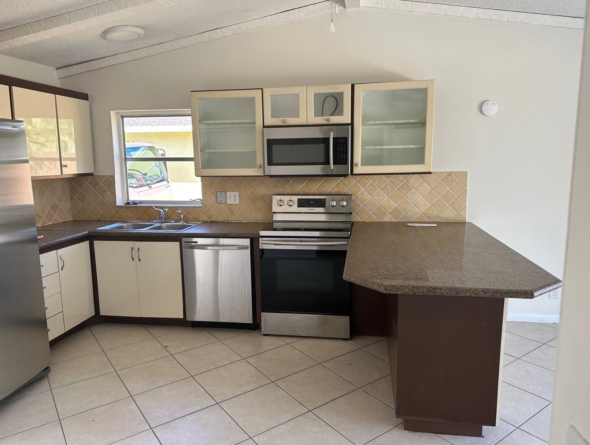 10935 Winding Creek Way, Boca Raton, FL 33428