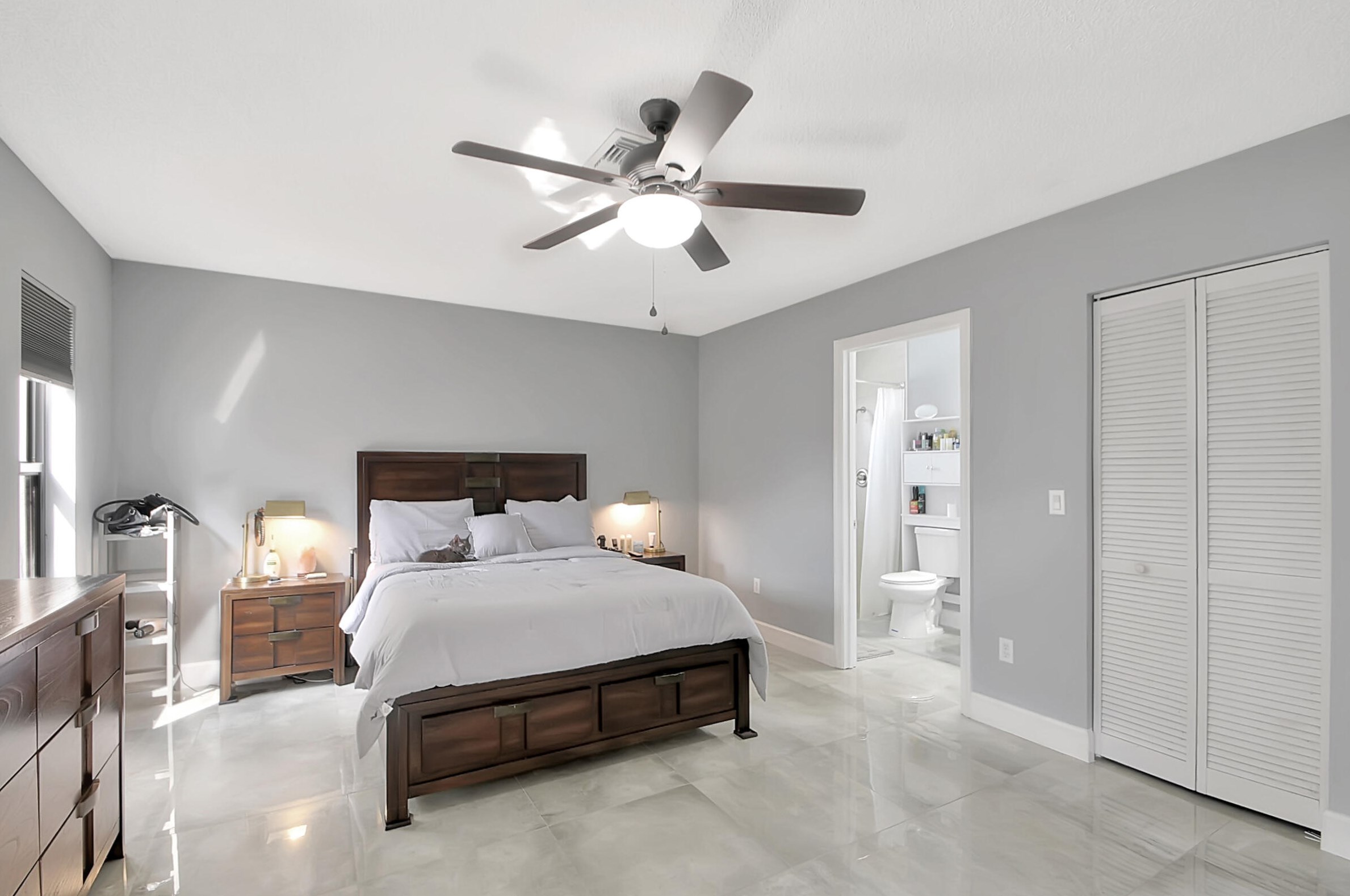 7595 Woodland Creek Ln, Lake Worth FL  33467-6582 exterior
