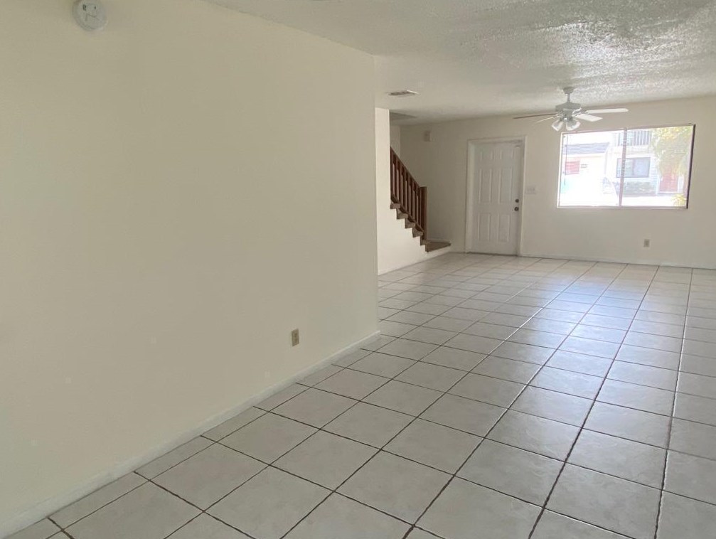 4901 Pier Dr, Lake Worth, FL 33463