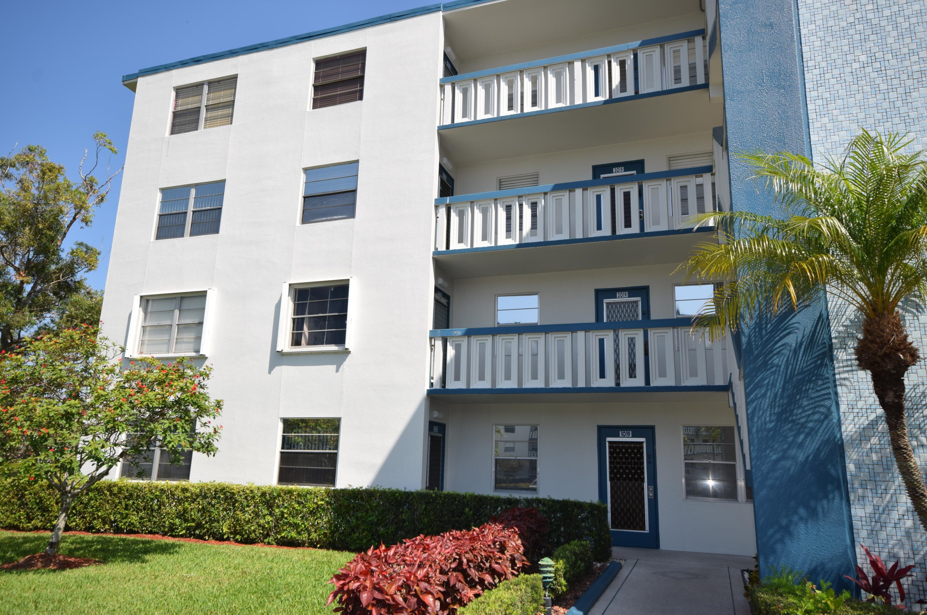 2019 Lincoln A, Boca Raton, FL 33434-4647