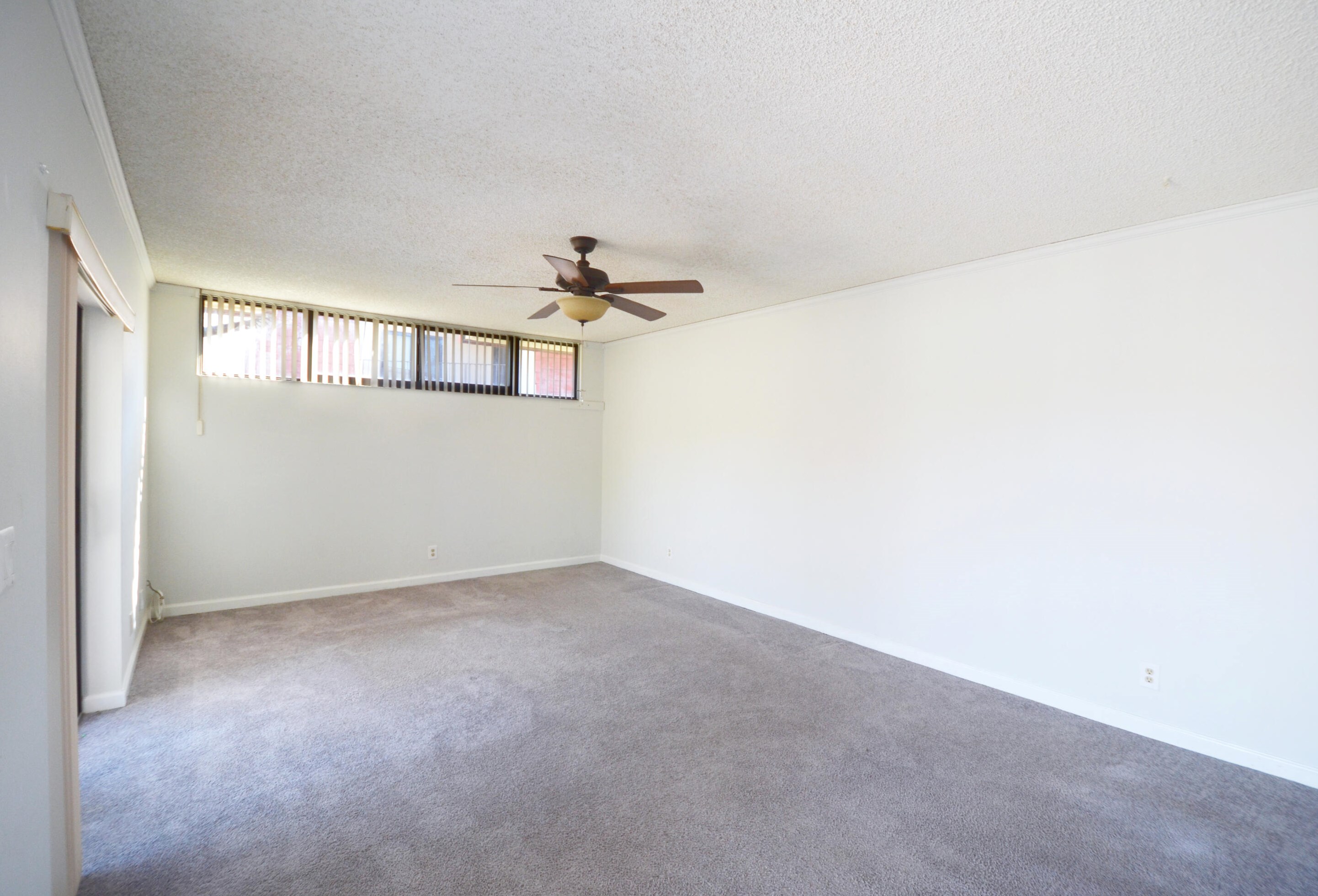 3902 Victoria Dr, West Palm Beach, FL 33406