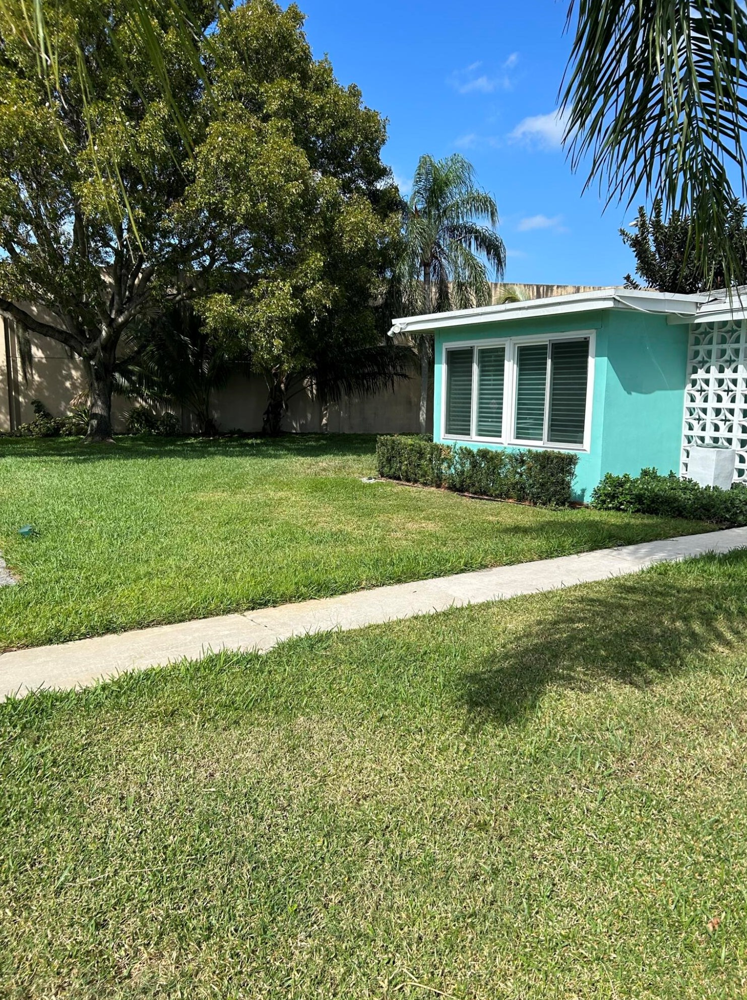 365 Main Blvd, Boynton Beach FL 33435-6673 exterior