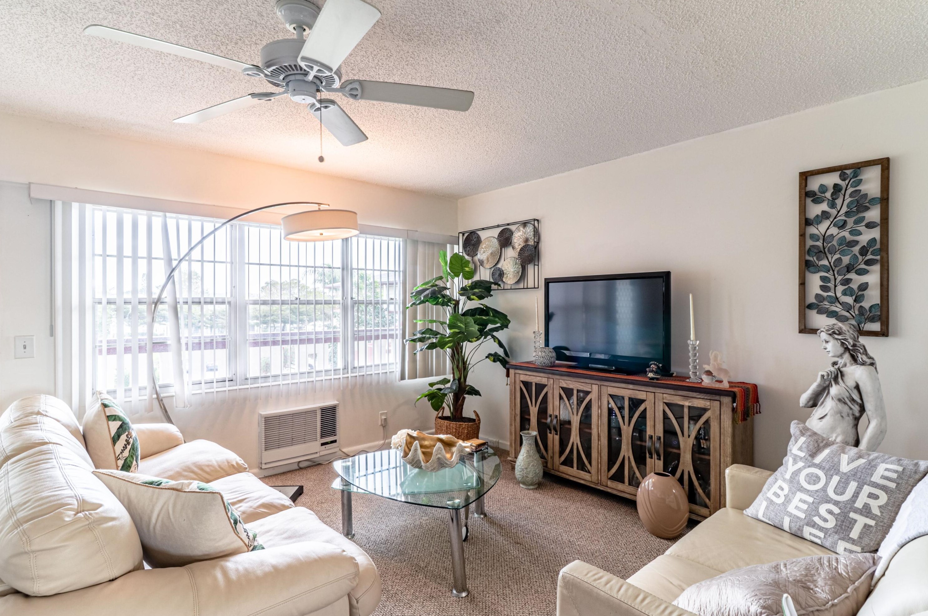 203 Fanshaw, Boca Raton FL  33434-6124 exterior