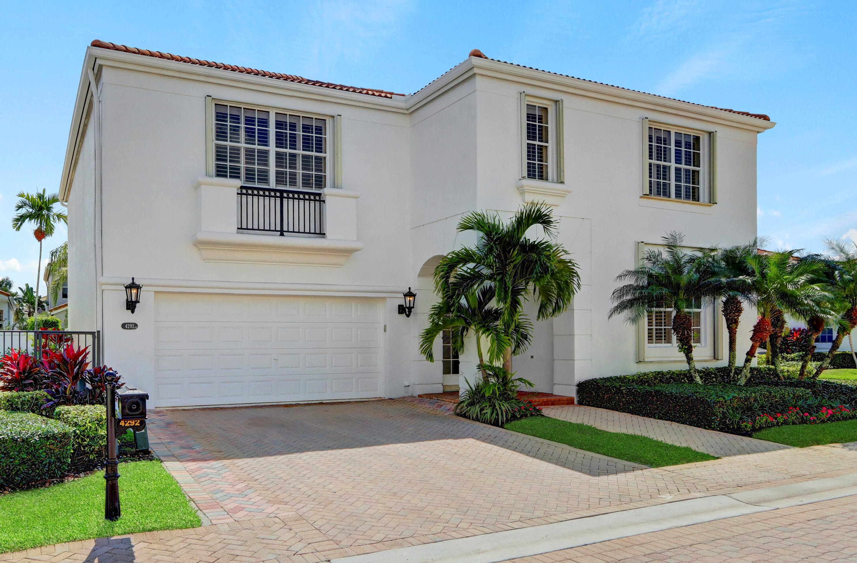 4292 65th Rd, Boca Raton, FL 33496-4024