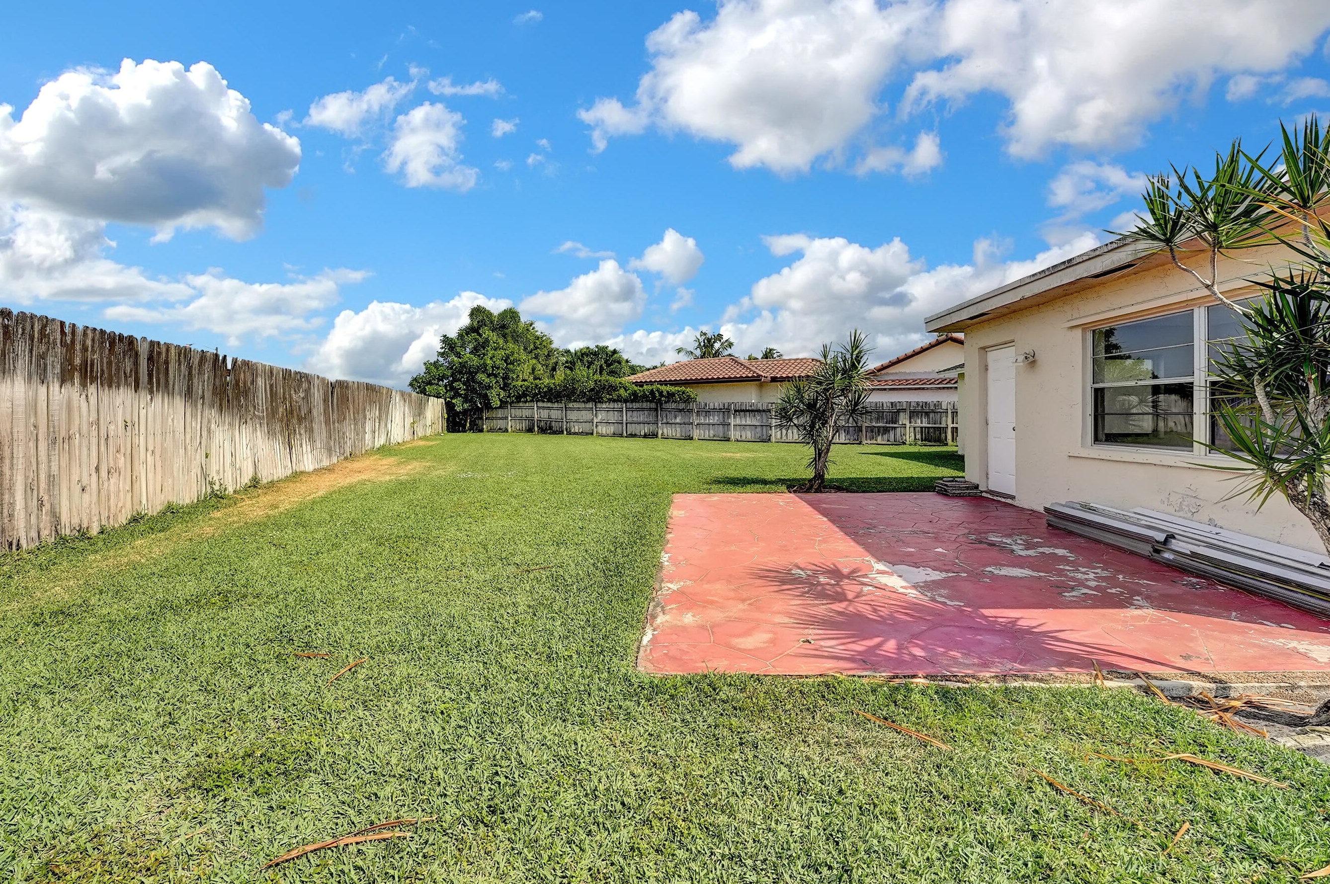 9726 Richmond Cir, Boca Raton FL  33434-2315 exterior